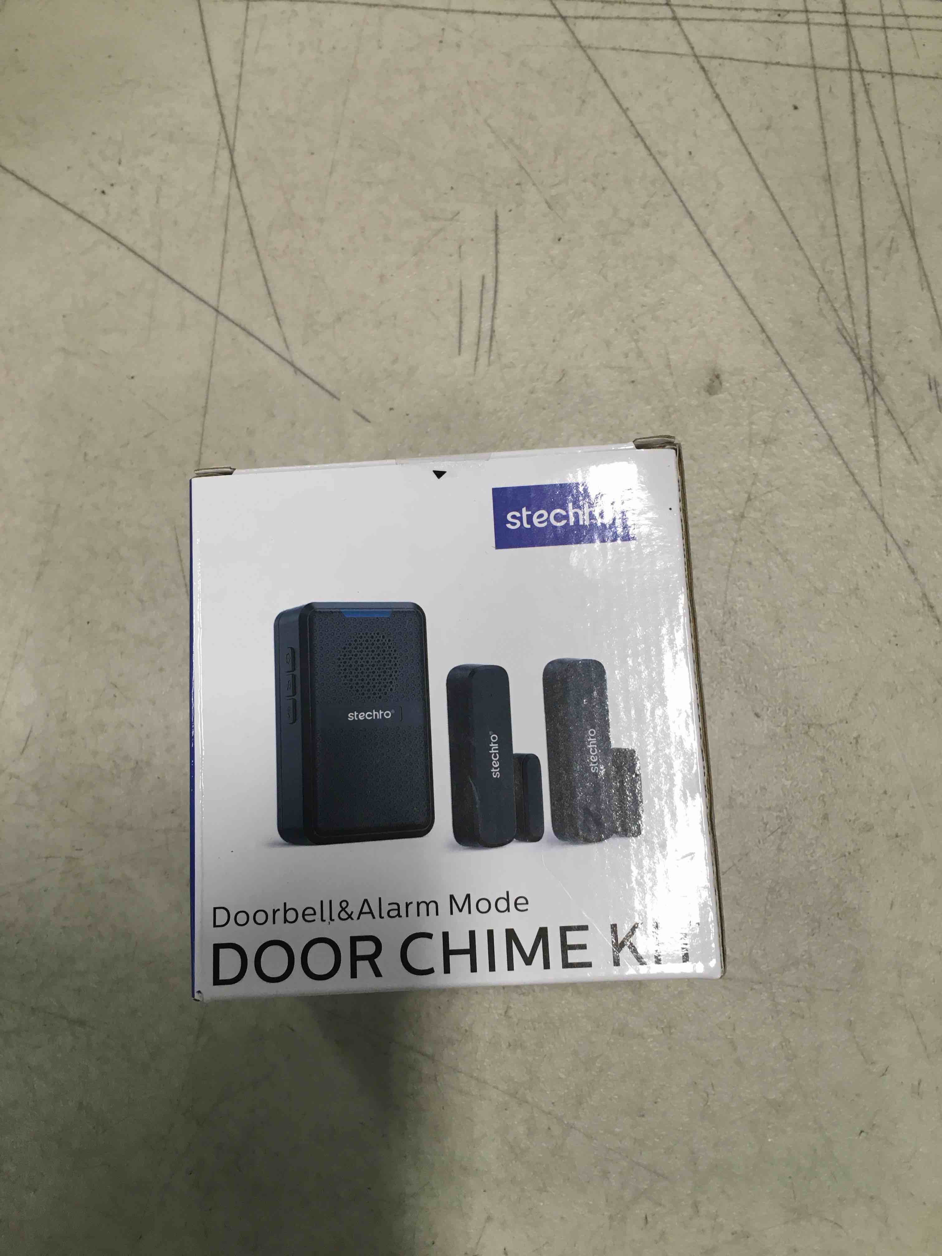 https://s3.amazonaws.com/lotting-images-prod/bidfta/RED6058907_1712065417009.jpeg