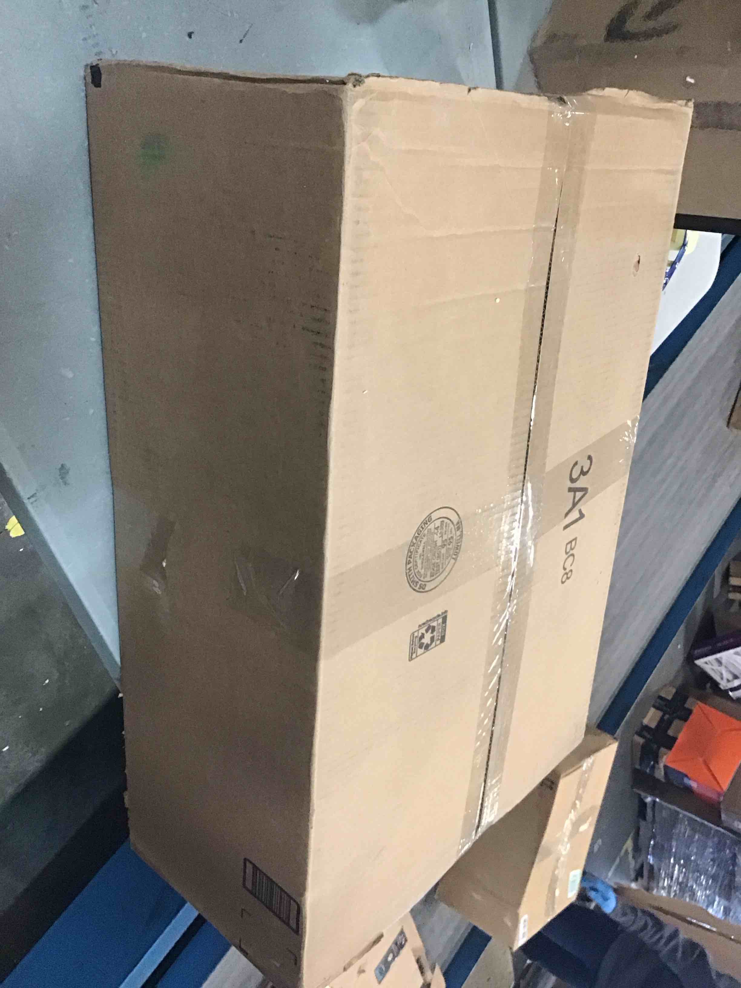 https://s3.amazonaws.com/lotting-images-prod/bidfta/RED6059293_1712409759513.jpeg
