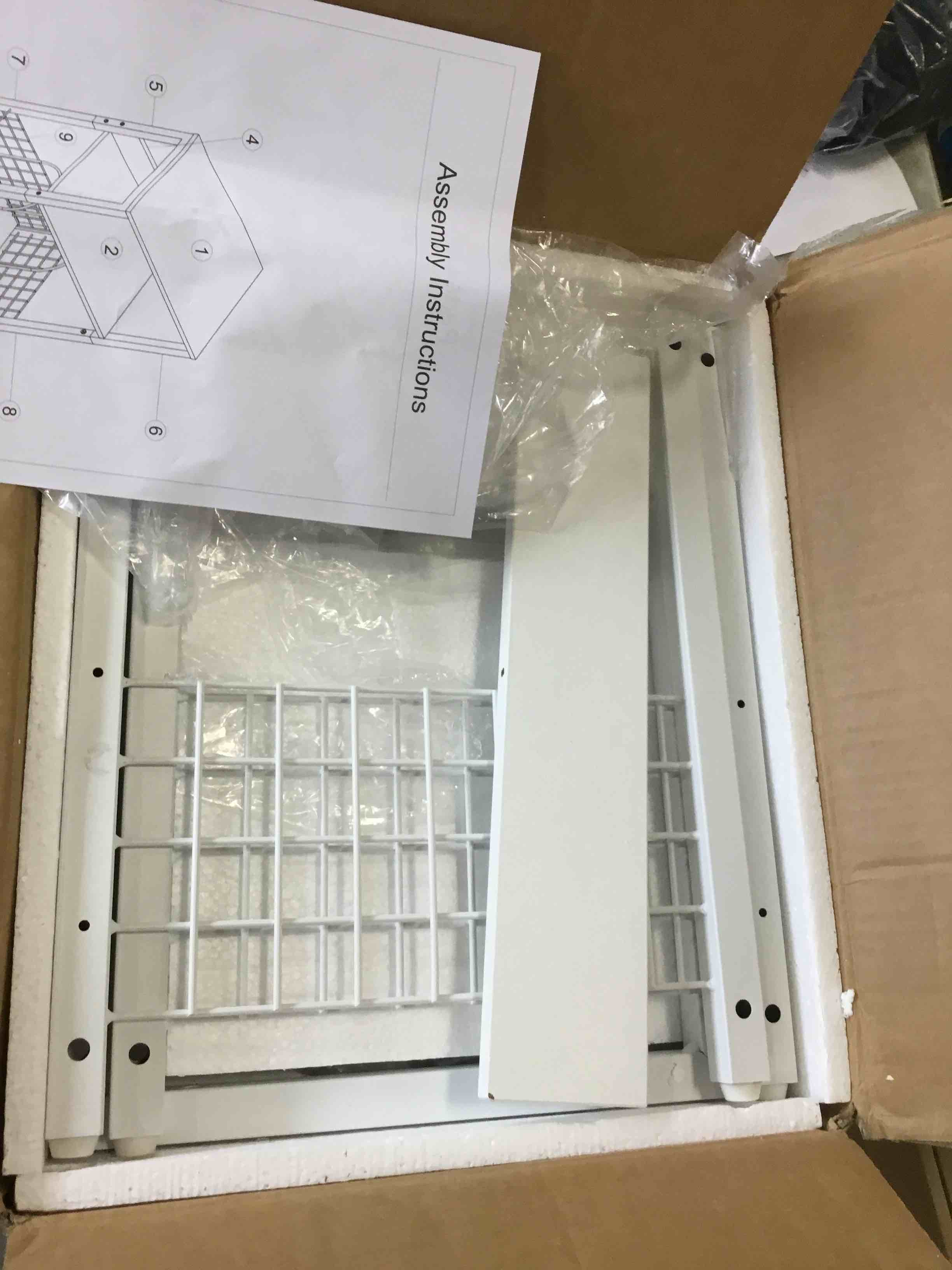 https://s3.amazonaws.com/lotting-images-prod/bidfta/RED6060082_1717601322789.jpeg