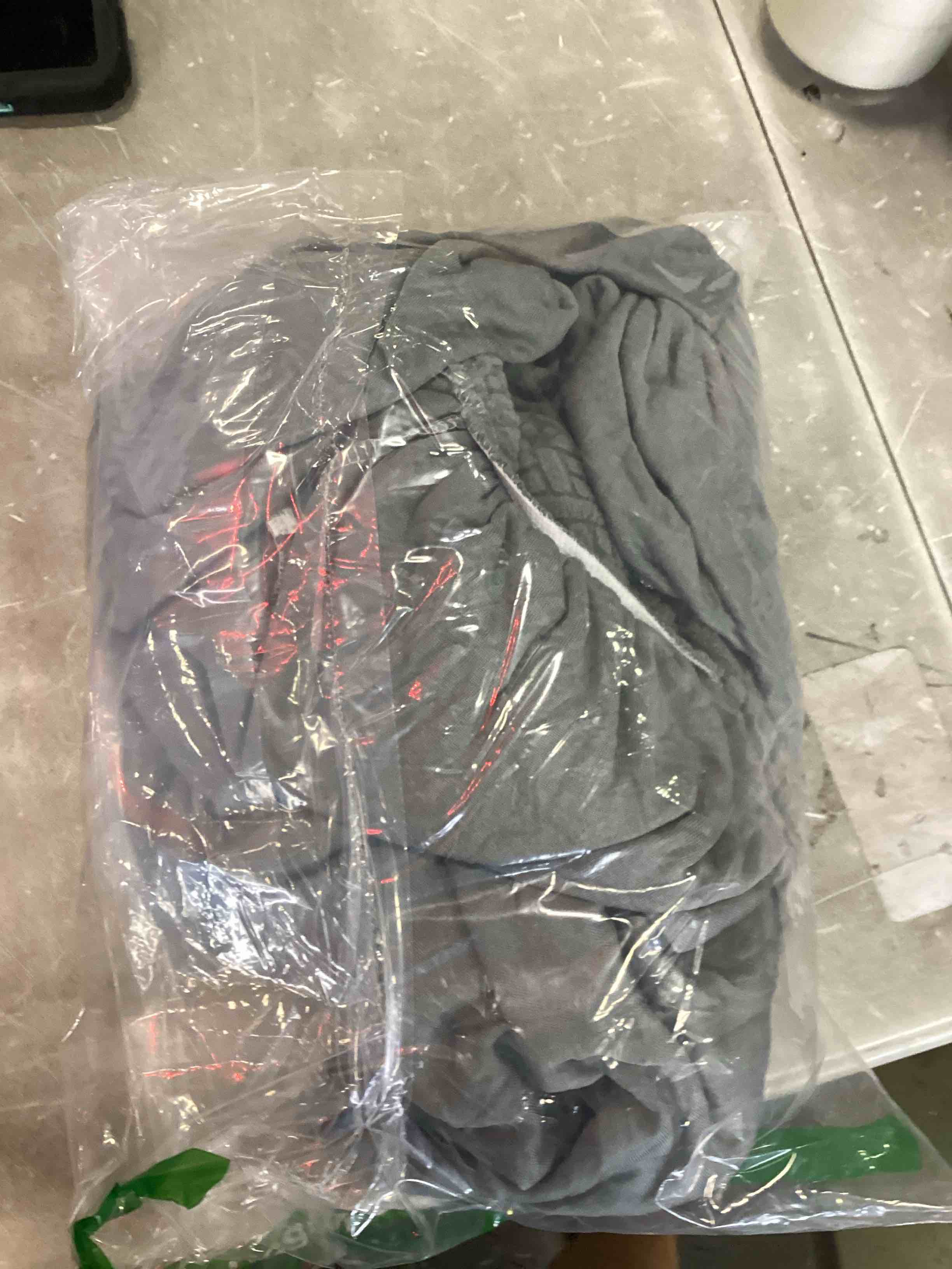 https://s3.amazonaws.com/lotting-images-prod/bidfta/RED6060394_1717692025142.jpeg