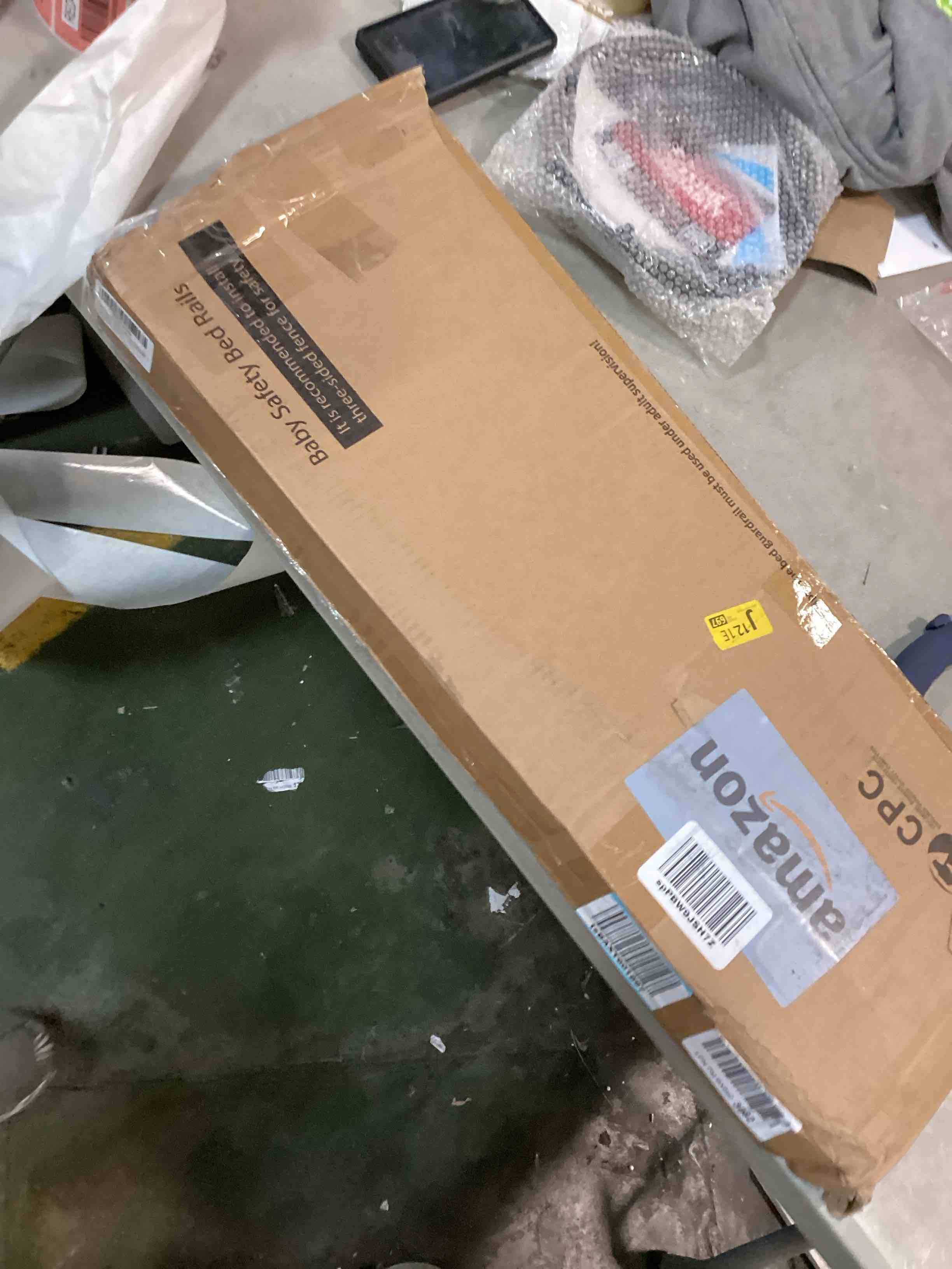 https://s3.amazonaws.com/lotting-images-prod/bidfta/RED6060901_1710527345969.jpeg