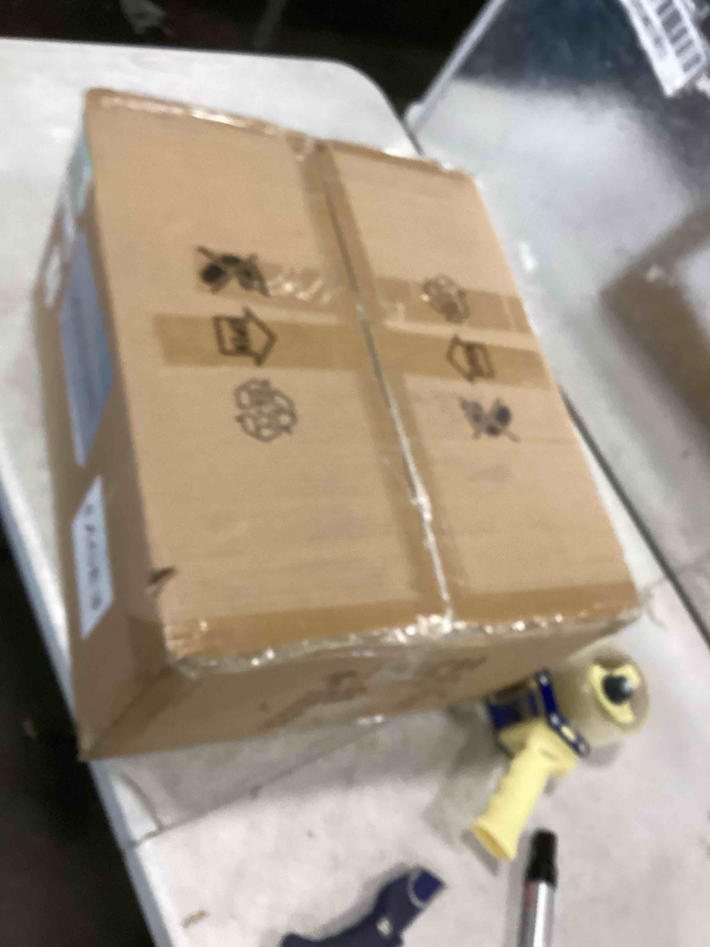 https://s3.amazonaws.com/lotting-images-prod/bidfta/RED6061012_1710596094103.jpeg
