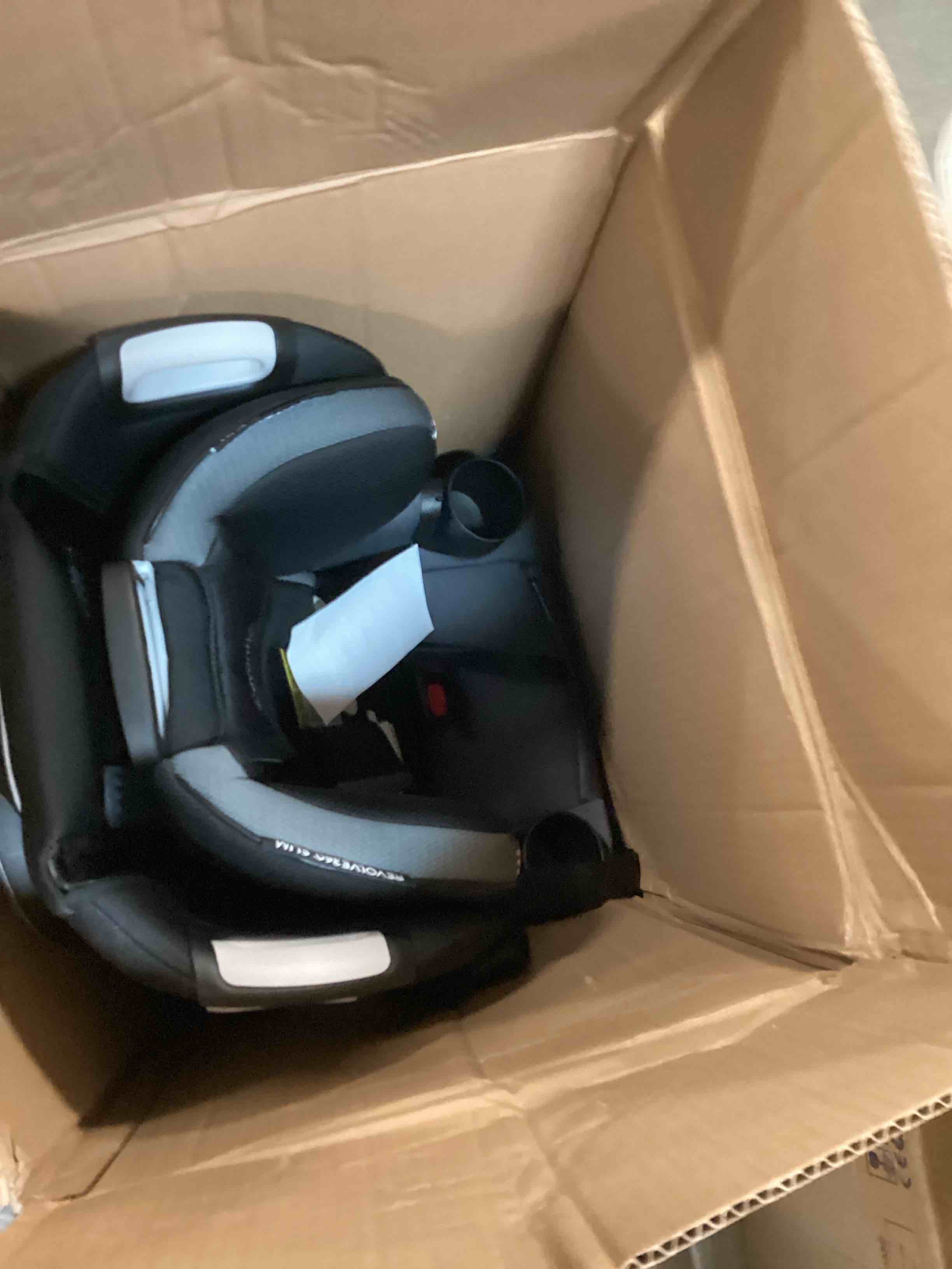https://s3.amazonaws.com/lotting-images-prod/bidfta/RED6061129_1710762356292.jpeg