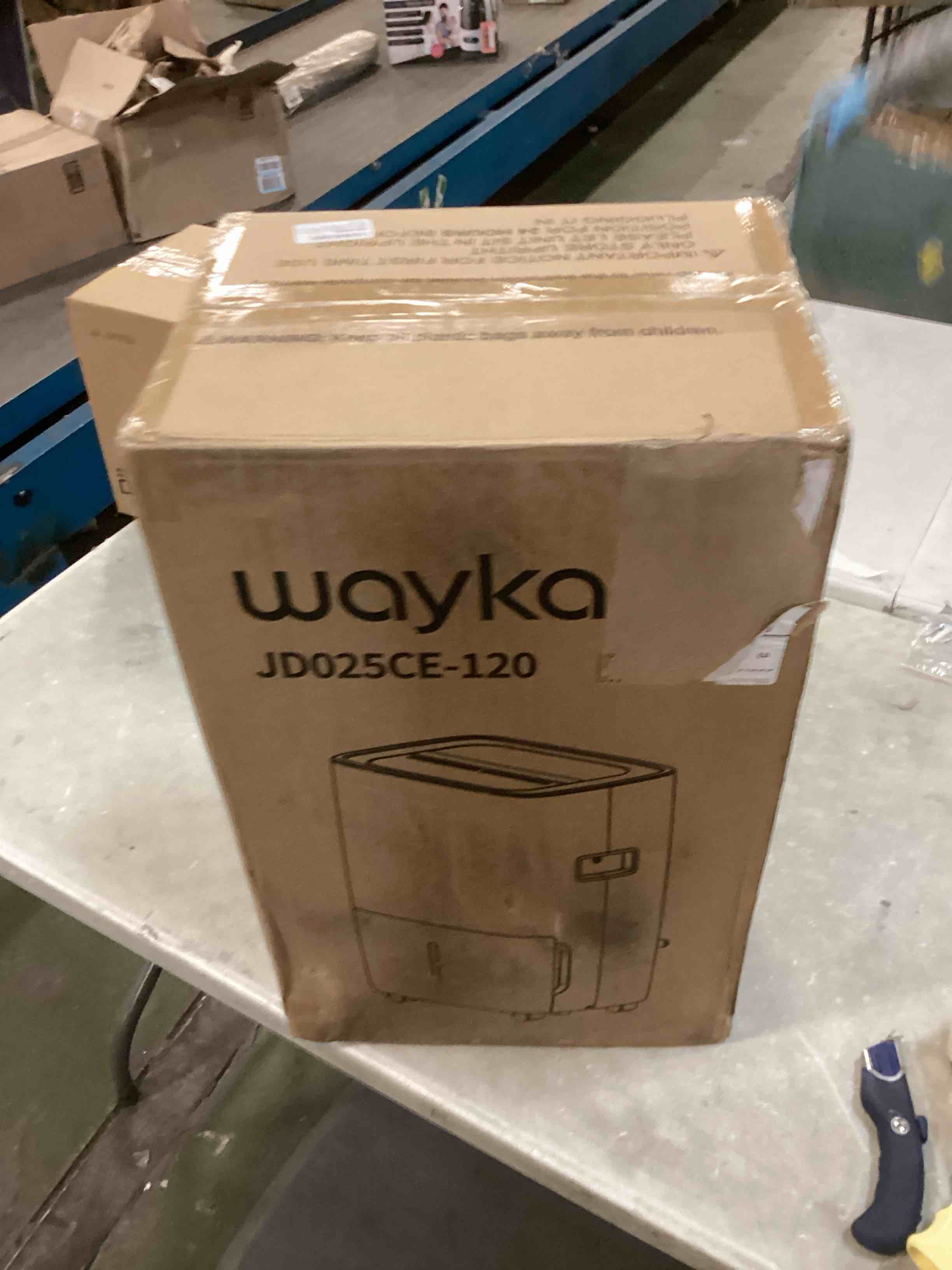 https://s3.amazonaws.com/lotting-images-prod/bidfta/RED6061748_1710938484799.jpeg