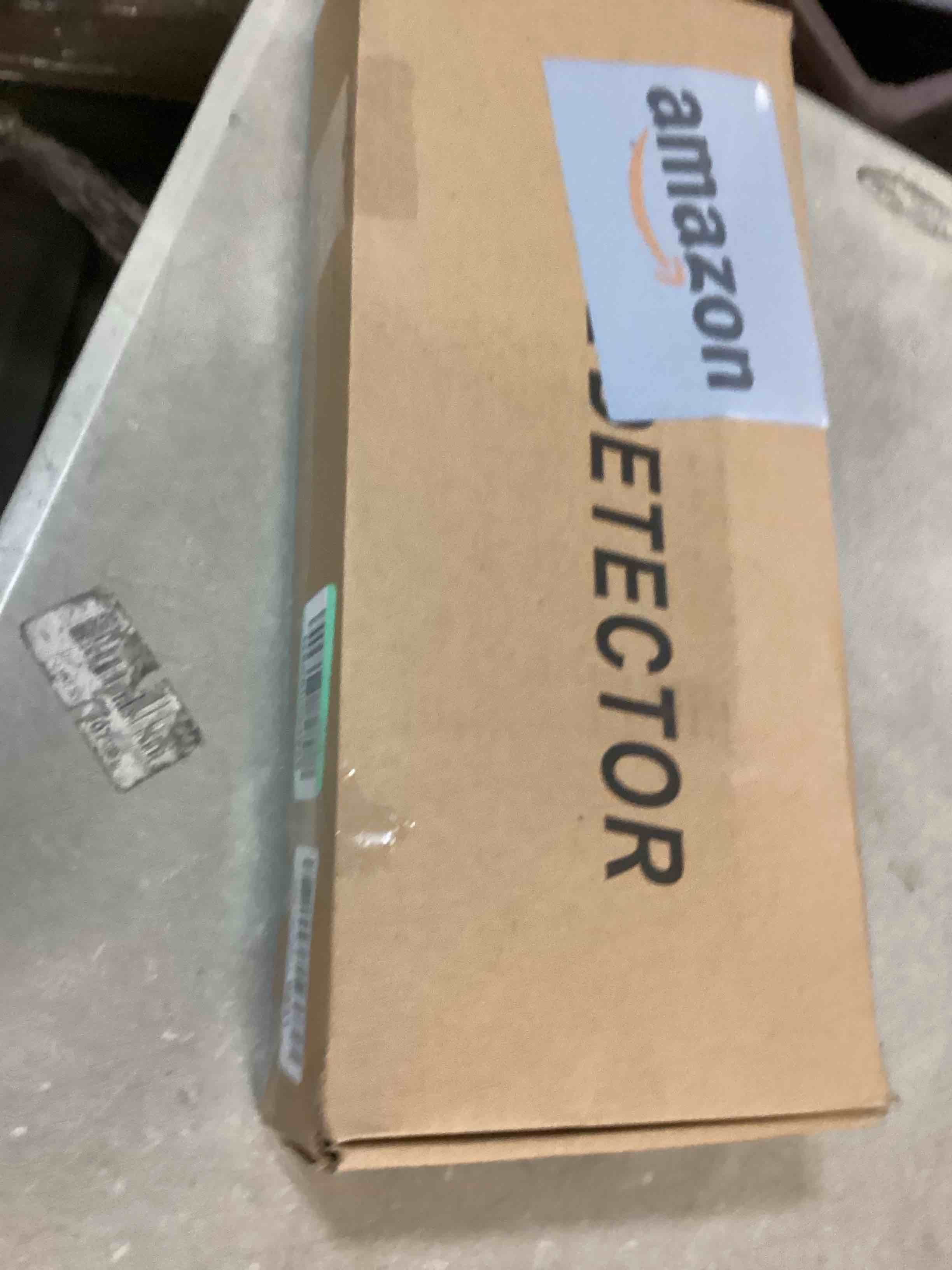 https://s3.amazonaws.com/lotting-images-prod/bidfta/RED6063709_1710860351152.jpeg