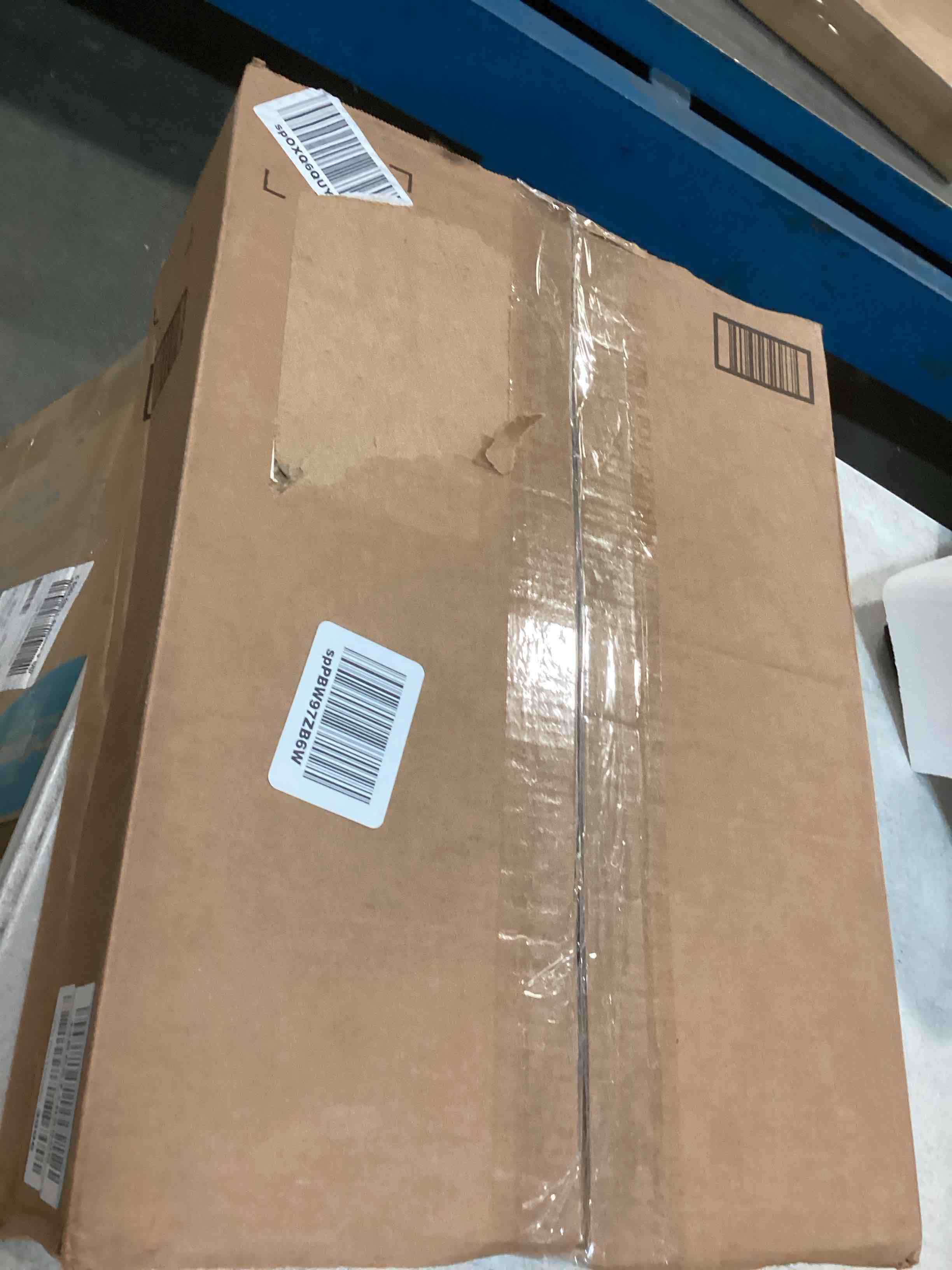 https://s3.amazonaws.com/lotting-images-prod/bidfta/RED6063852_1710936095026.jpeg