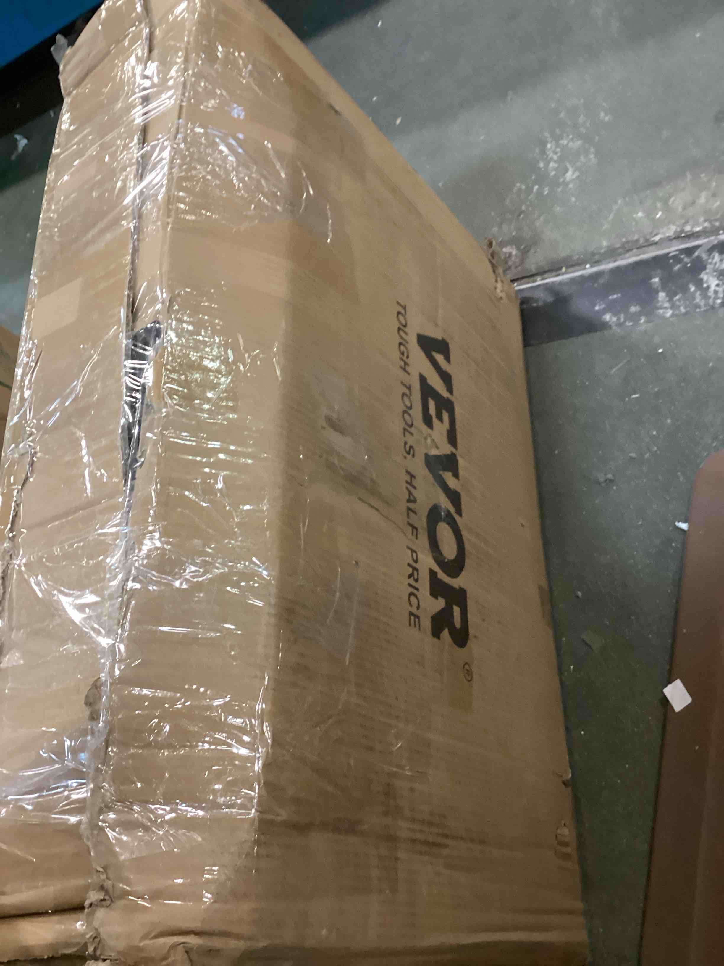 https://s3.amazonaws.com/lotting-images-prod/bidfta/RED6063876_1710938549843.jpeg