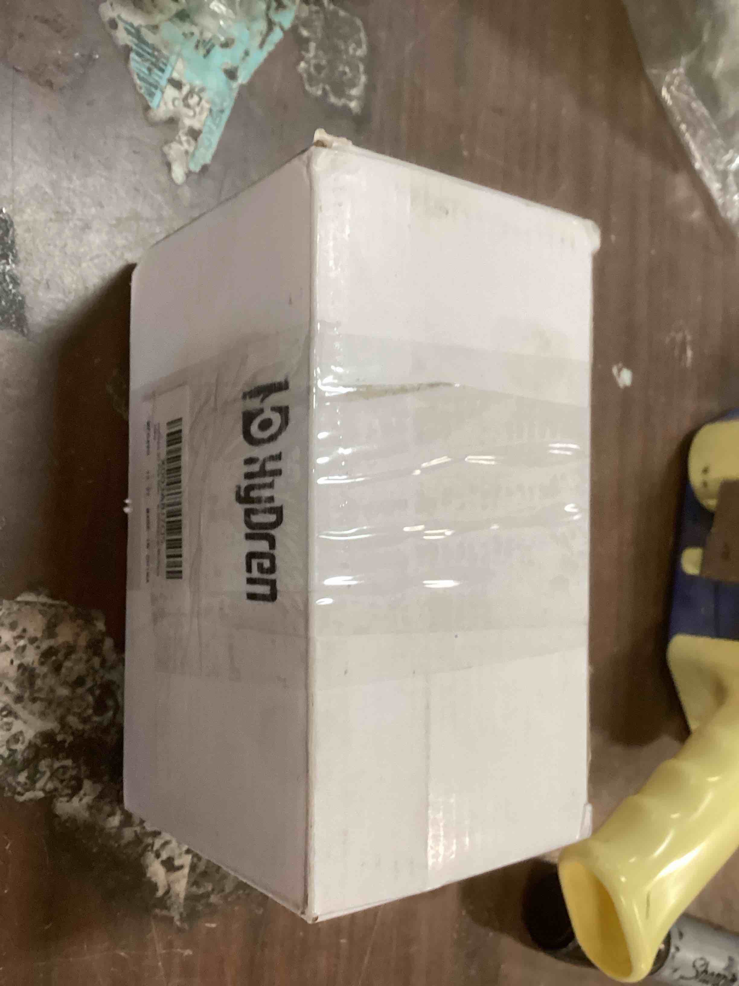 https://s3.amazonaws.com/lotting-images-prod/bidfta/RED6064243_1711051536970.jpeg