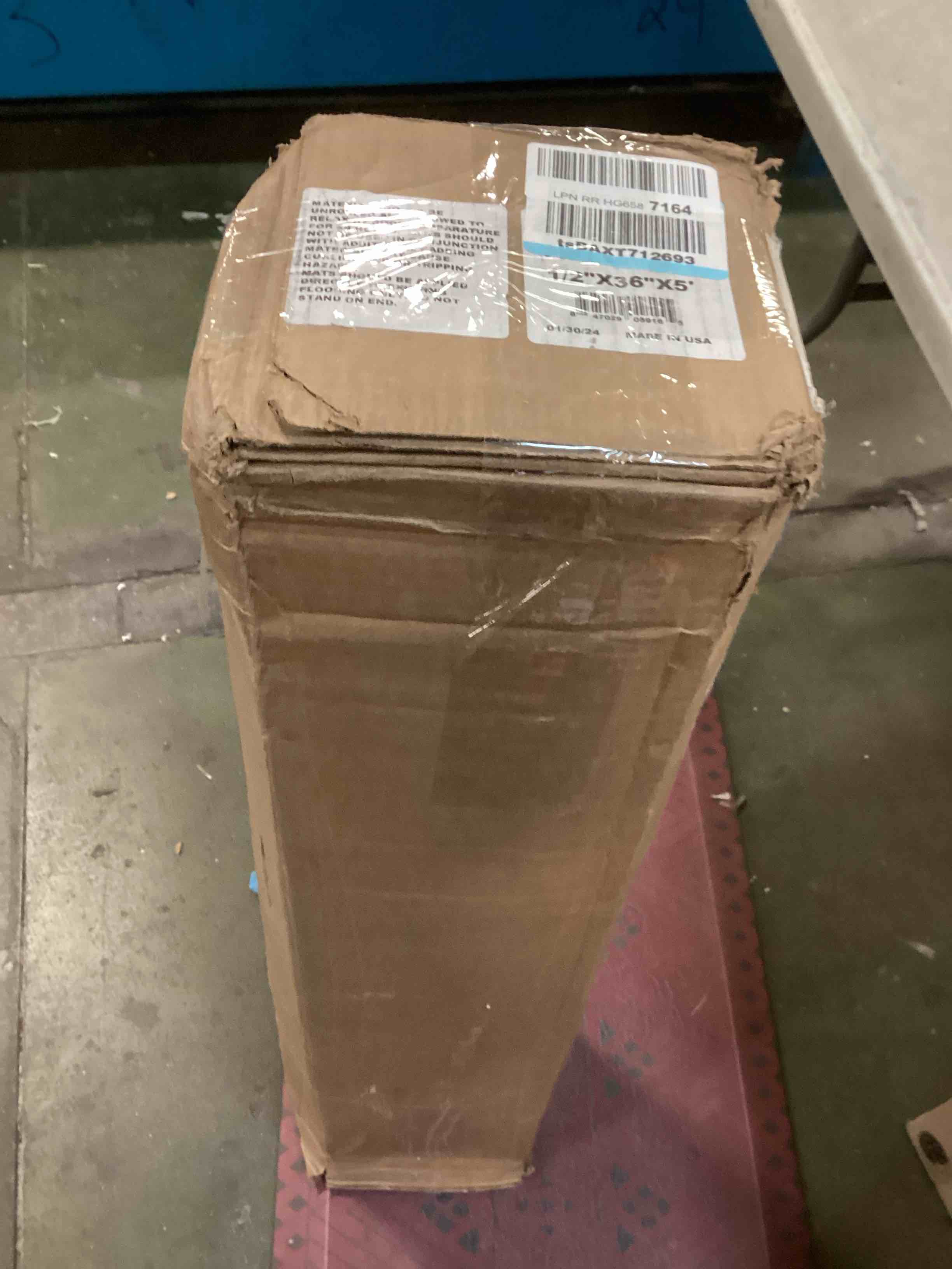 https://s3.amazonaws.com/lotting-images-prod/bidfta/RED6064287_1711110147087.jpeg