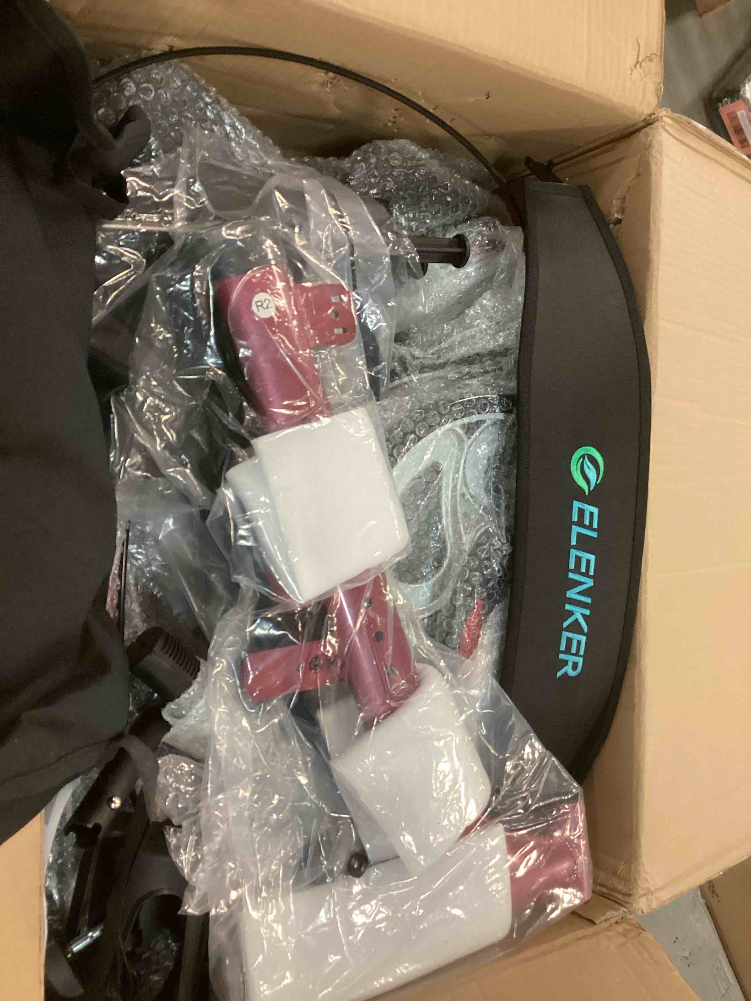 https://s3.amazonaws.com/lotting-images-prod/bidfta/RED6064443_1711130896502.jpeg