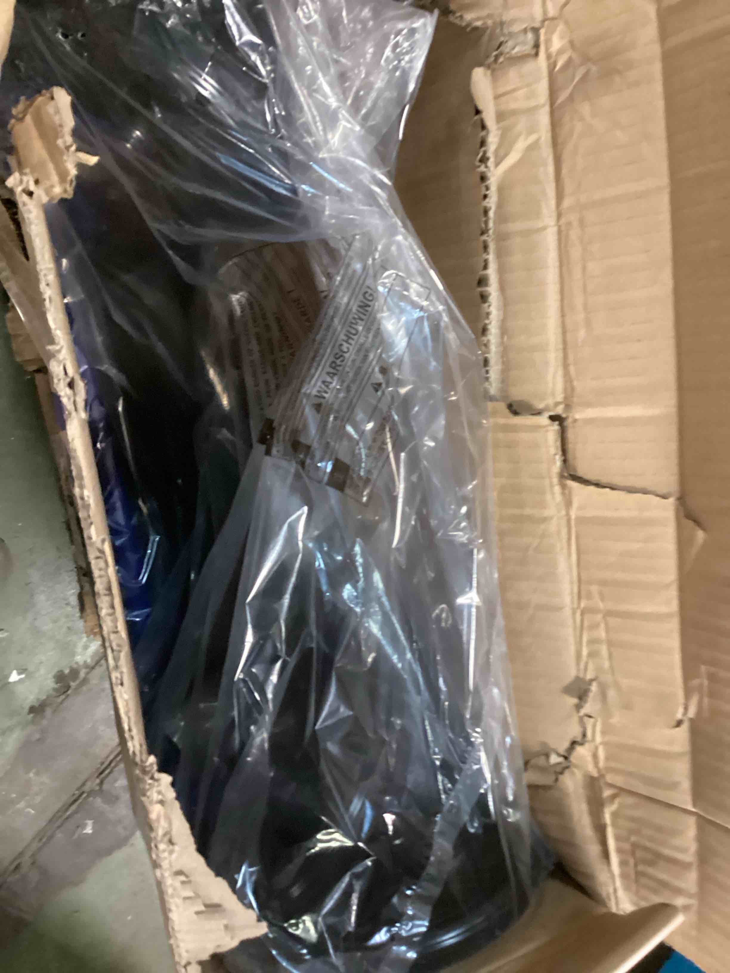 https://s3.amazonaws.com/lotting-images-prod/bidfta/RED6064800_1711380244796.jpeg