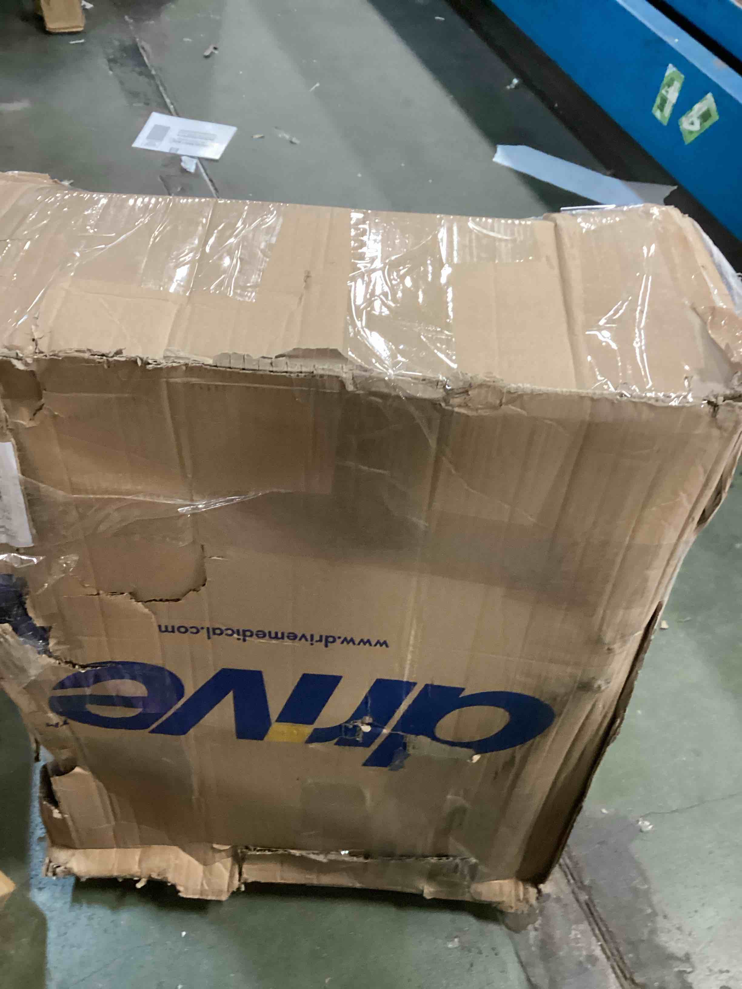 https://s3.amazonaws.com/lotting-images-prod/bidfta/RED6064800_1711380278592.jpeg