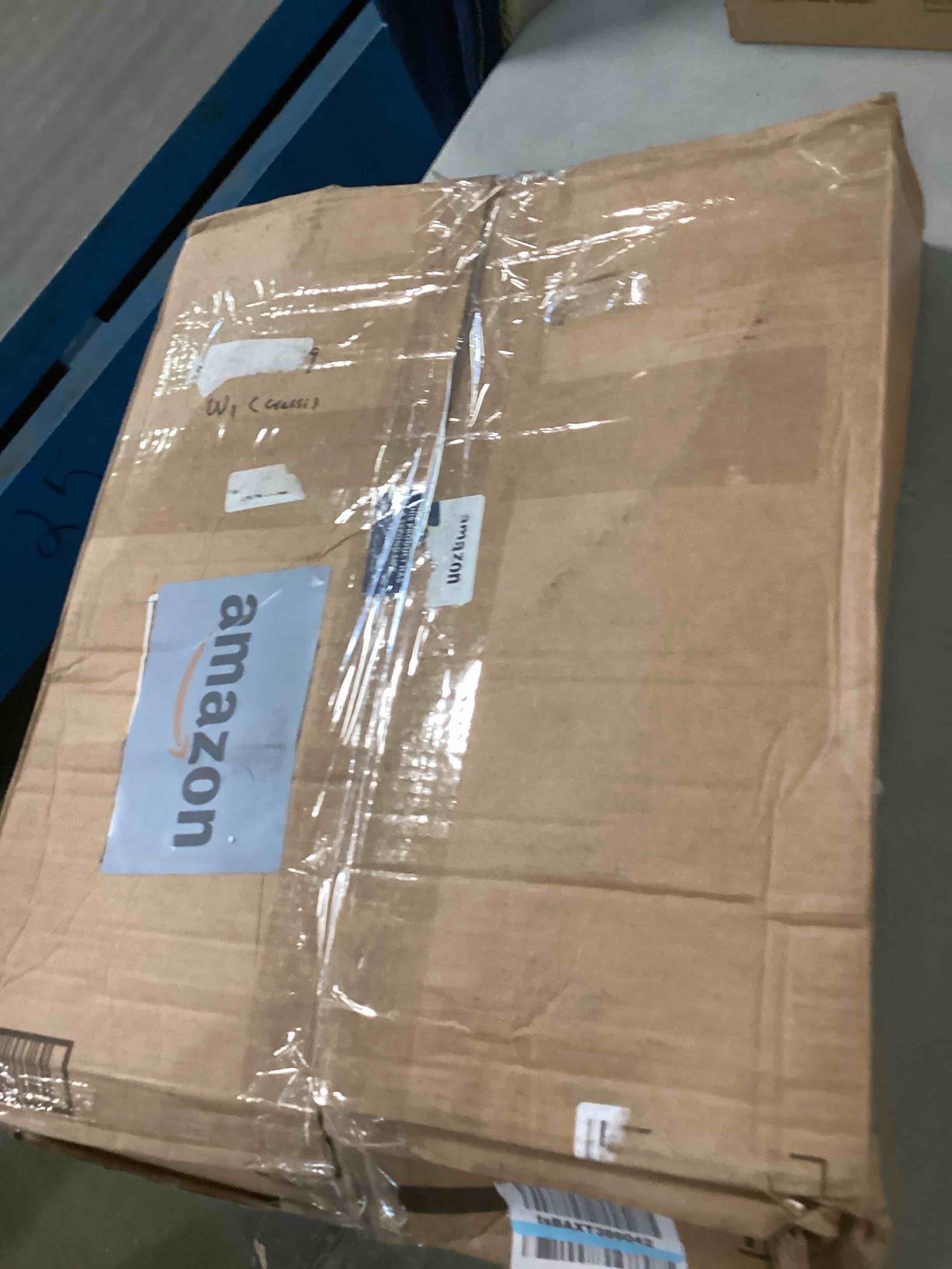 https://s3.amazonaws.com/lotting-images-prod/bidfta/RED6064814_1711382604051.jpeg
