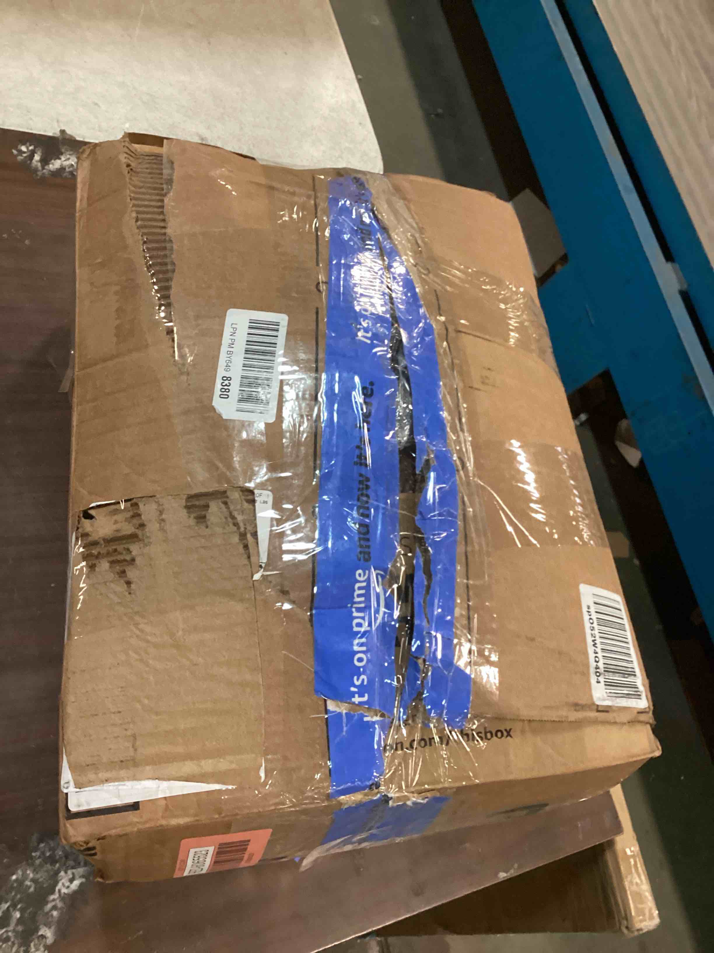 https://s3.amazonaws.com/lotting-images-prod/bidfta/RED6065523_1711370435575.jpeg