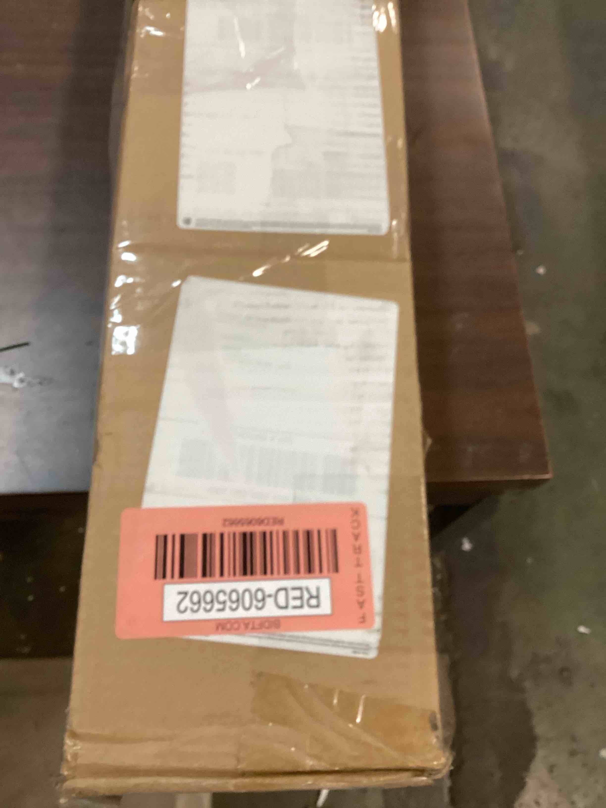 https://s3.amazonaws.com/lotting-images-prod/bidfta/RED6065662_1711395794182.jpeg