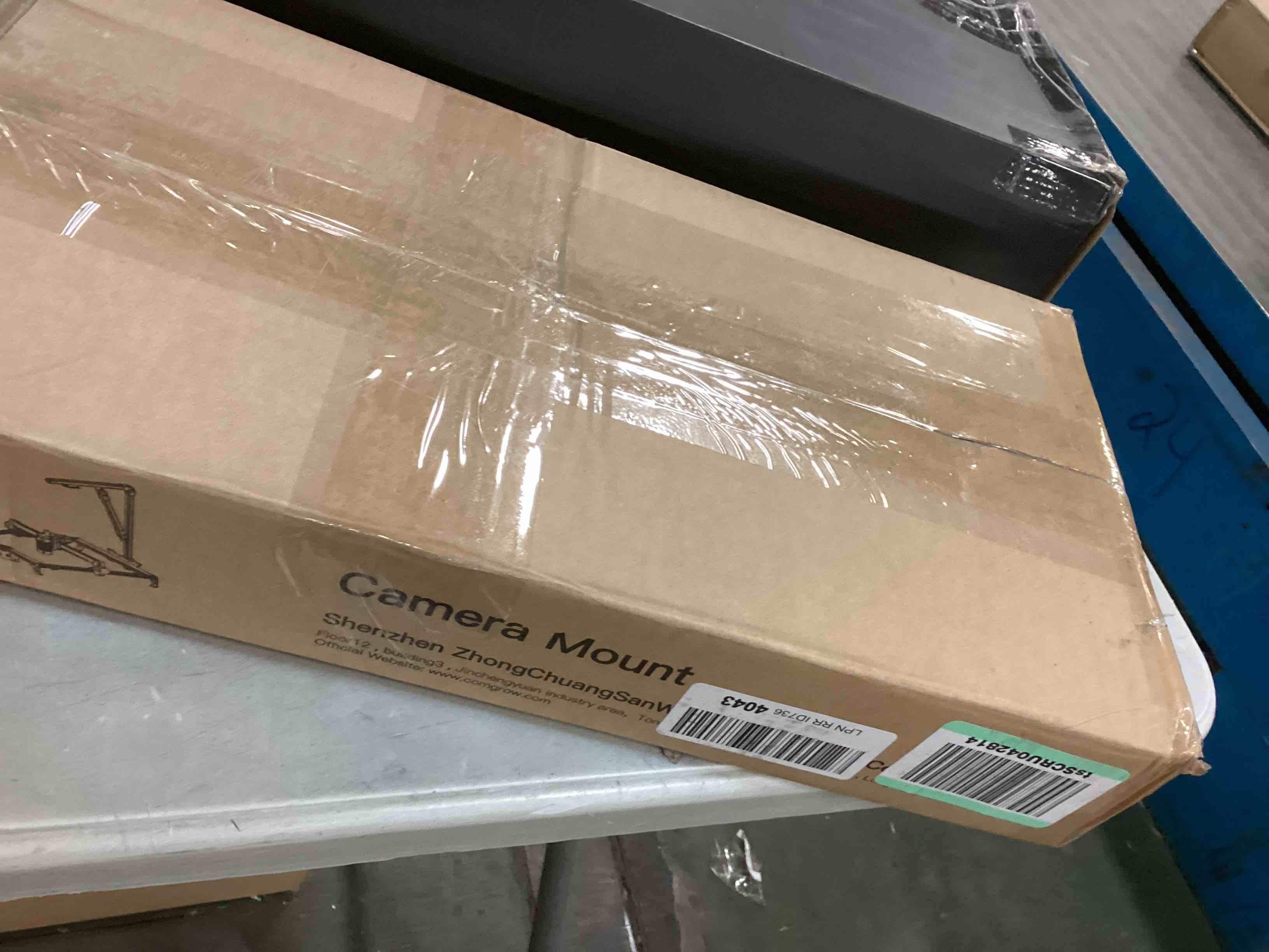 https://s3.amazonaws.com/lotting-images-prod/bidfta/RED6065992_1711546953320.jpeg
