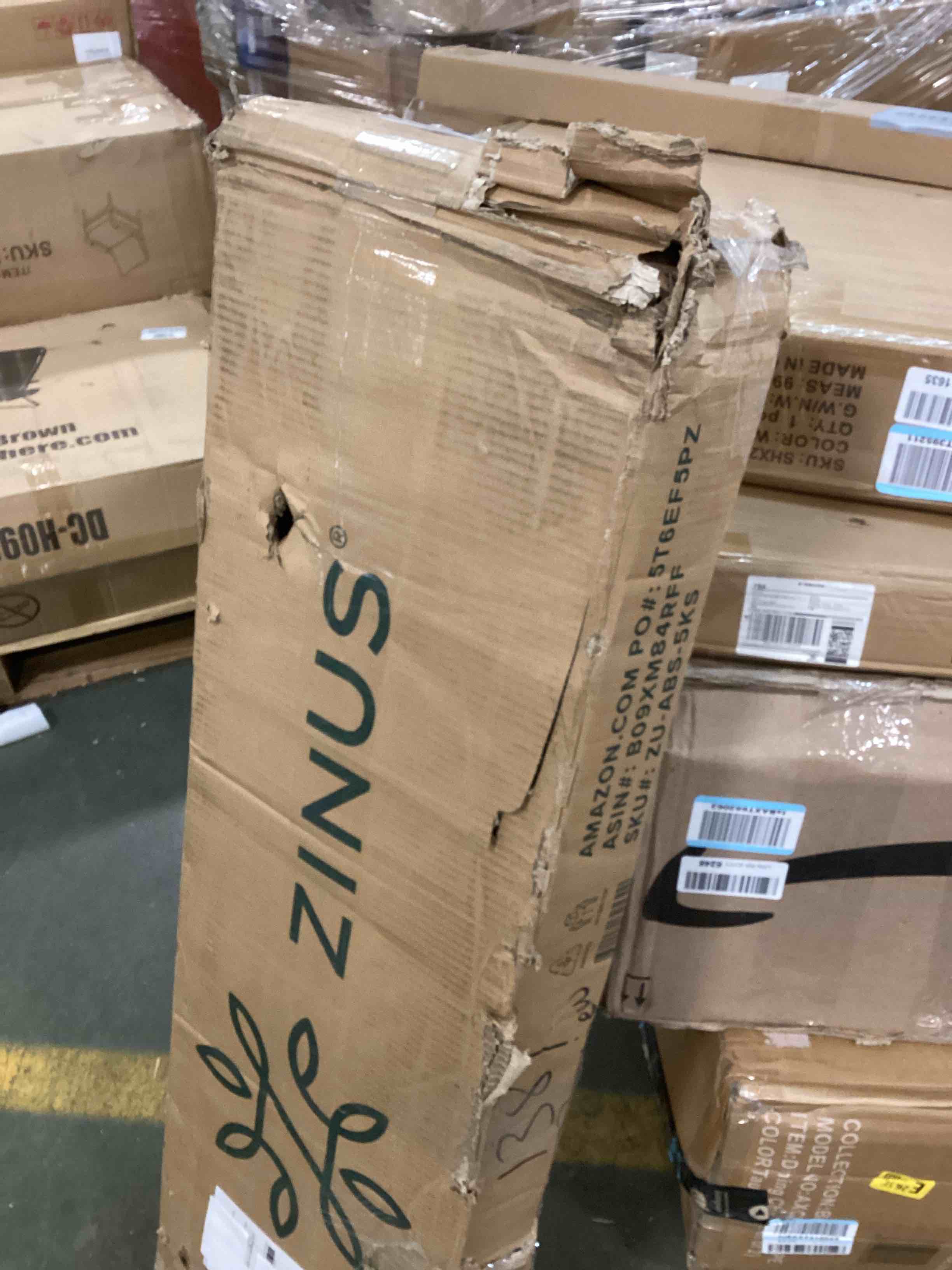 https://s3.amazonaws.com/lotting-images-prod/bidfta/RED6066055_1711555402090.jpeg