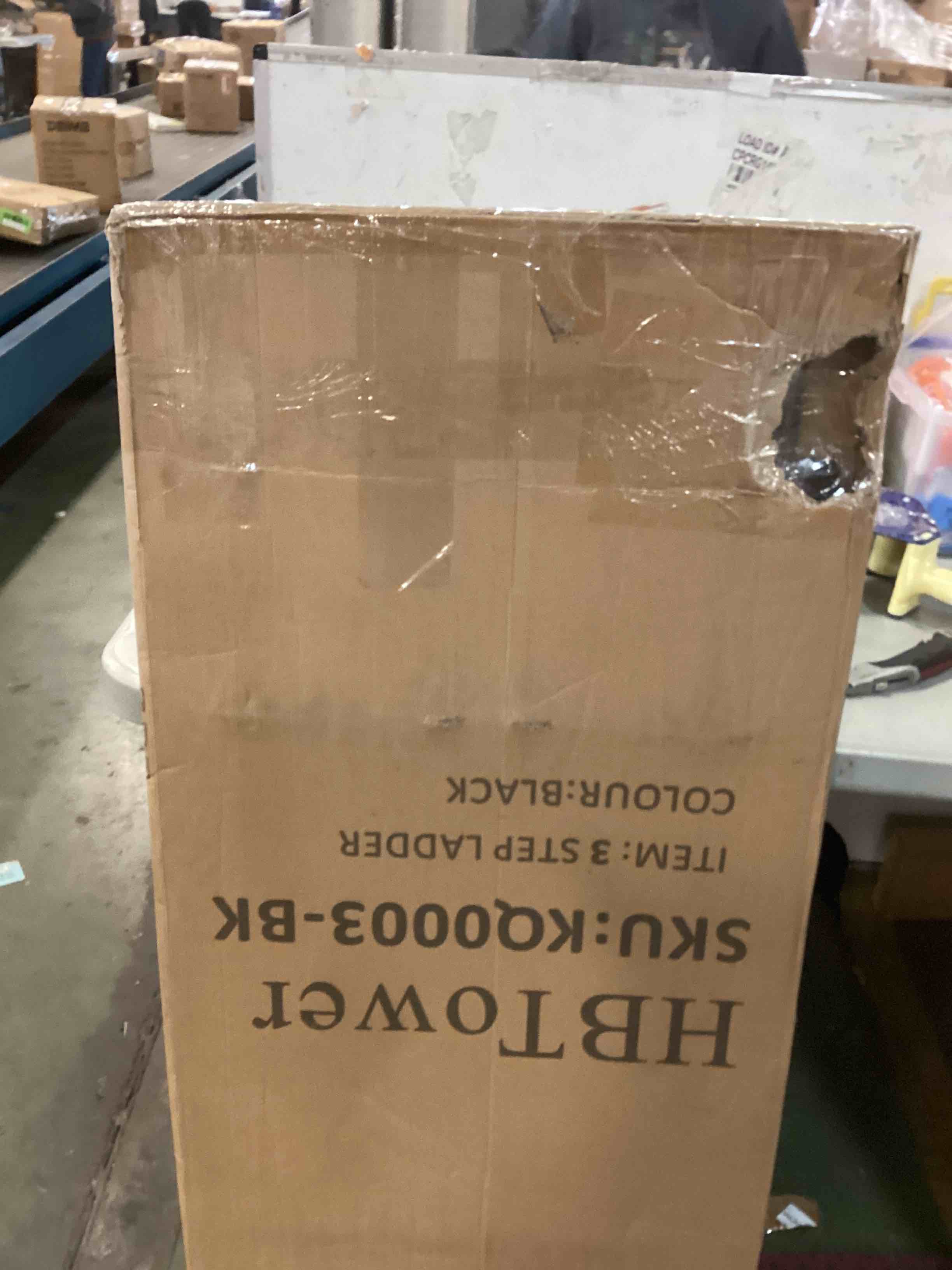 https://s3.amazonaws.com/lotting-images-prod/bidfta/RED6066255_1711632679030.jpeg