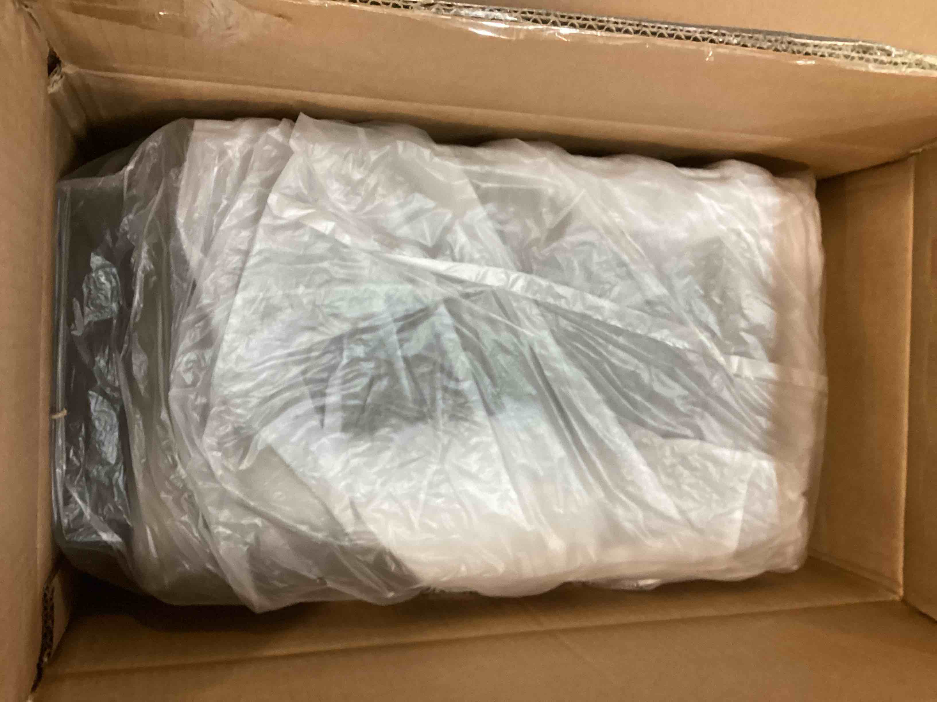 https://s3.amazonaws.com/lotting-images-prod/bidfta/RED6066322_1711641625250.jpeg