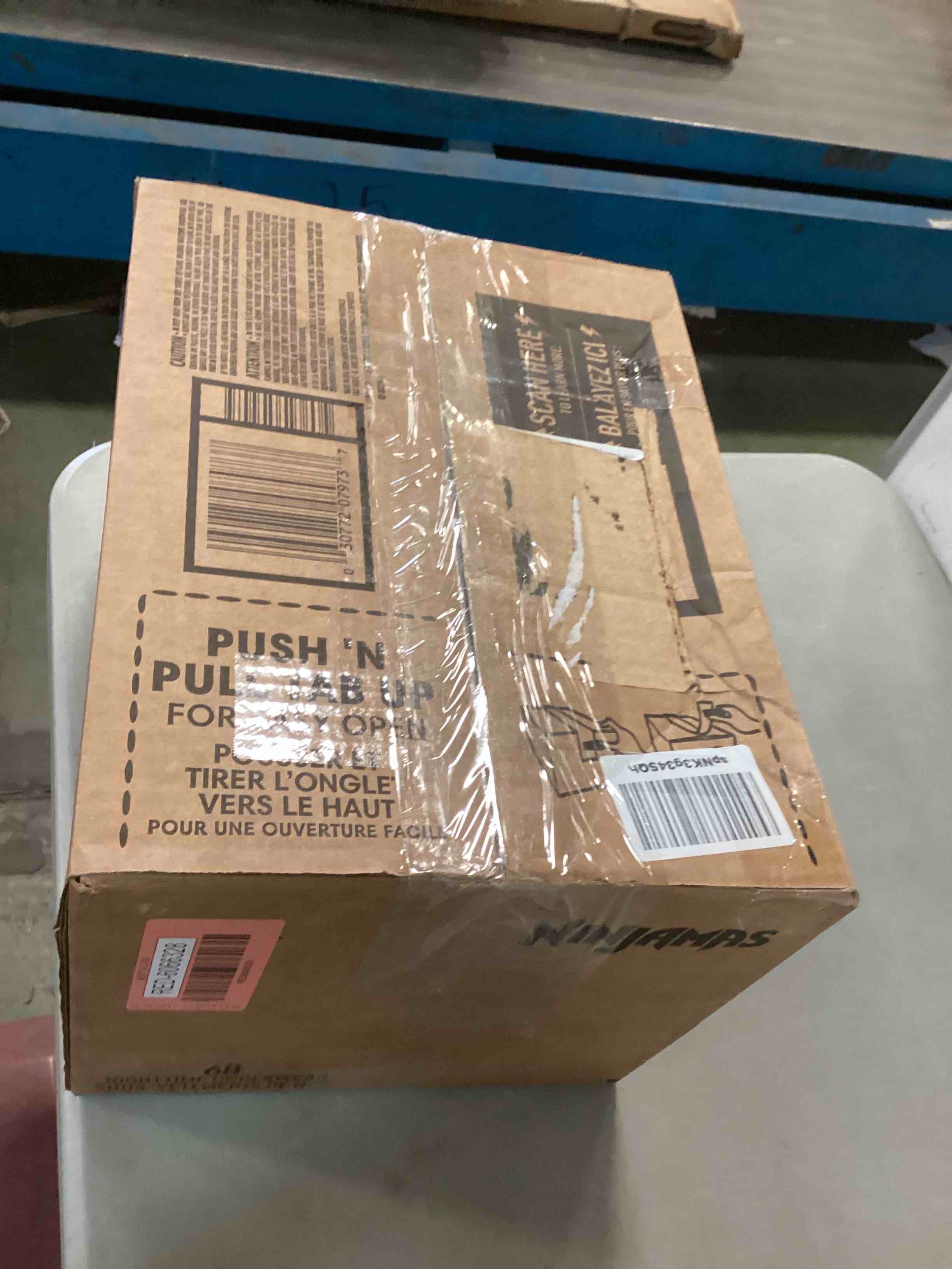 https://s3.amazonaws.com/lotting-images-prod/bidfta/RED6066328_1711642410035.jpeg