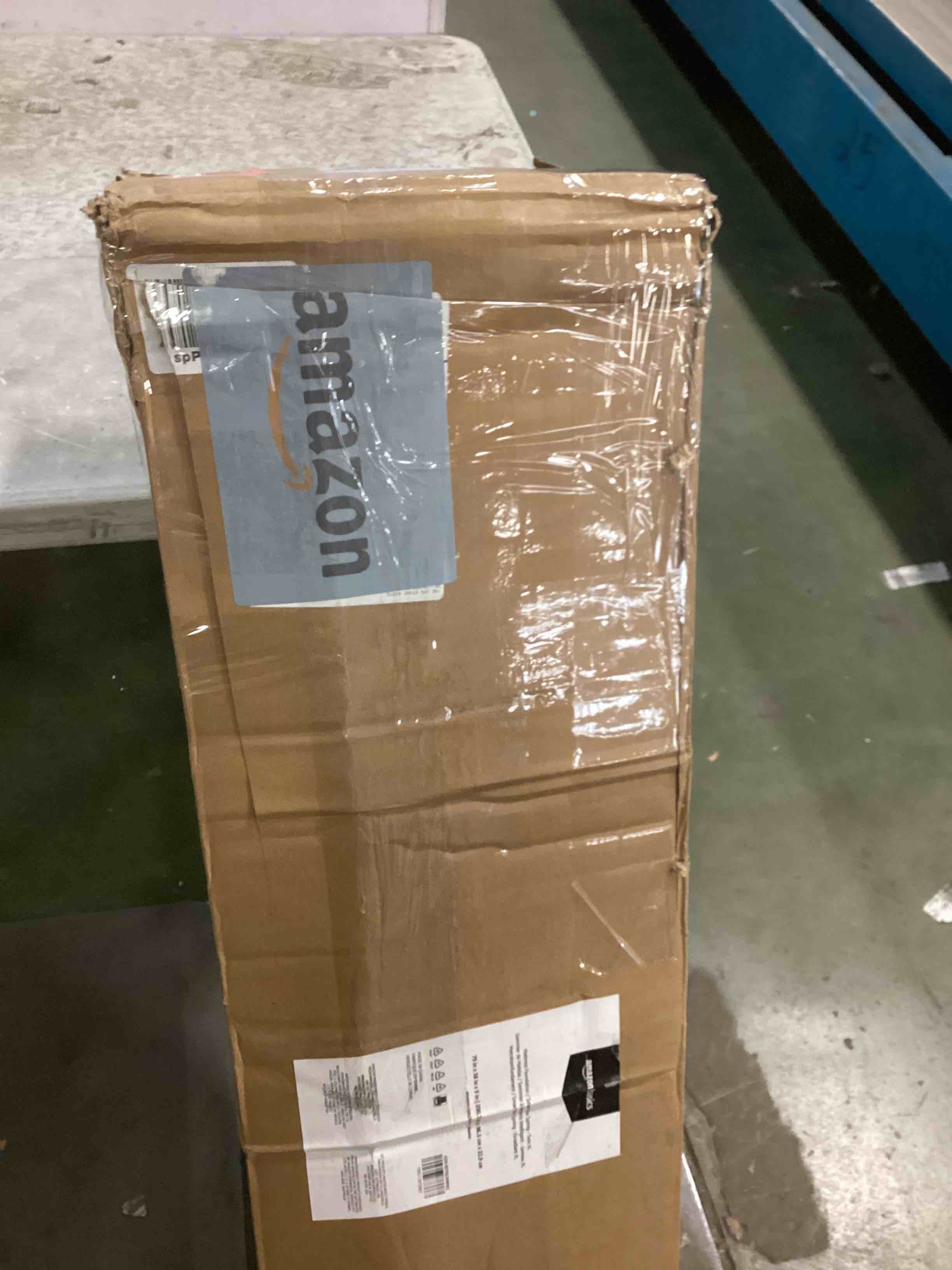 https://s3.amazonaws.com/lotting-images-prod/bidfta/RED6066436_1711715065701.jpeg