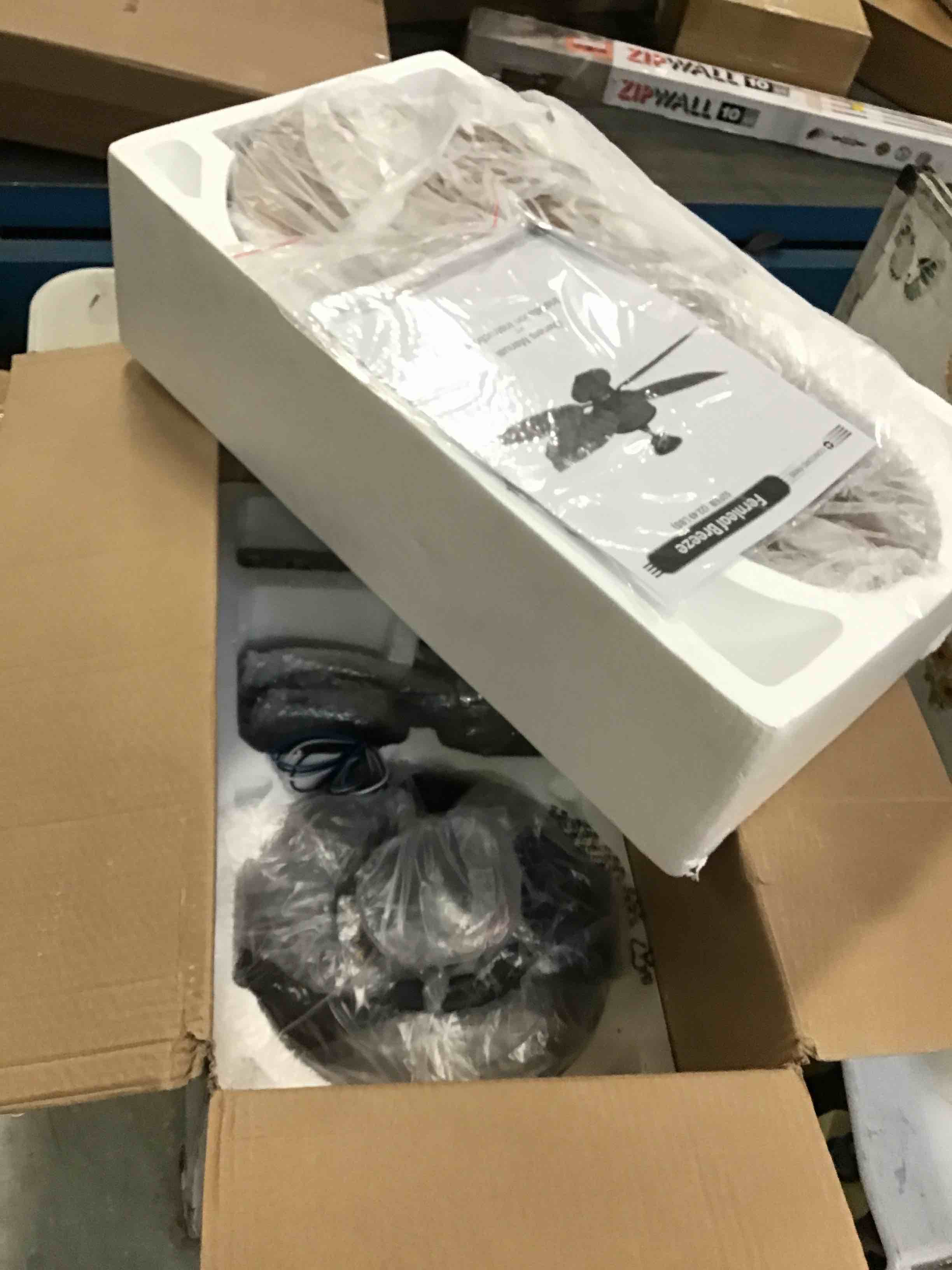 https://s3.amazonaws.com/lotting-images-prod/bidfta/RED6066524_1710790927473.jpeg