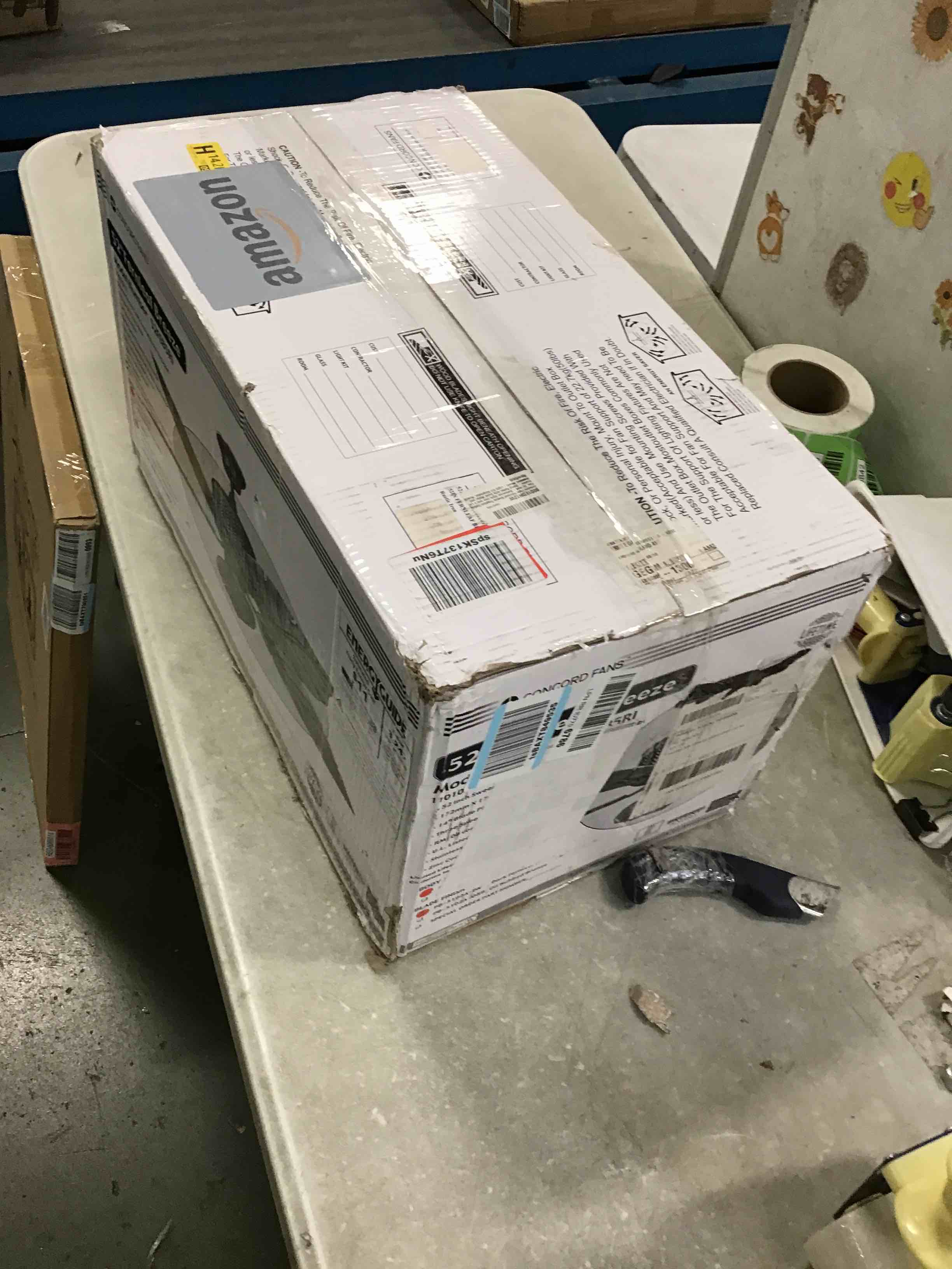 https://s3.amazonaws.com/lotting-images-prod/bidfta/RED6066524_1710790963491.jpeg