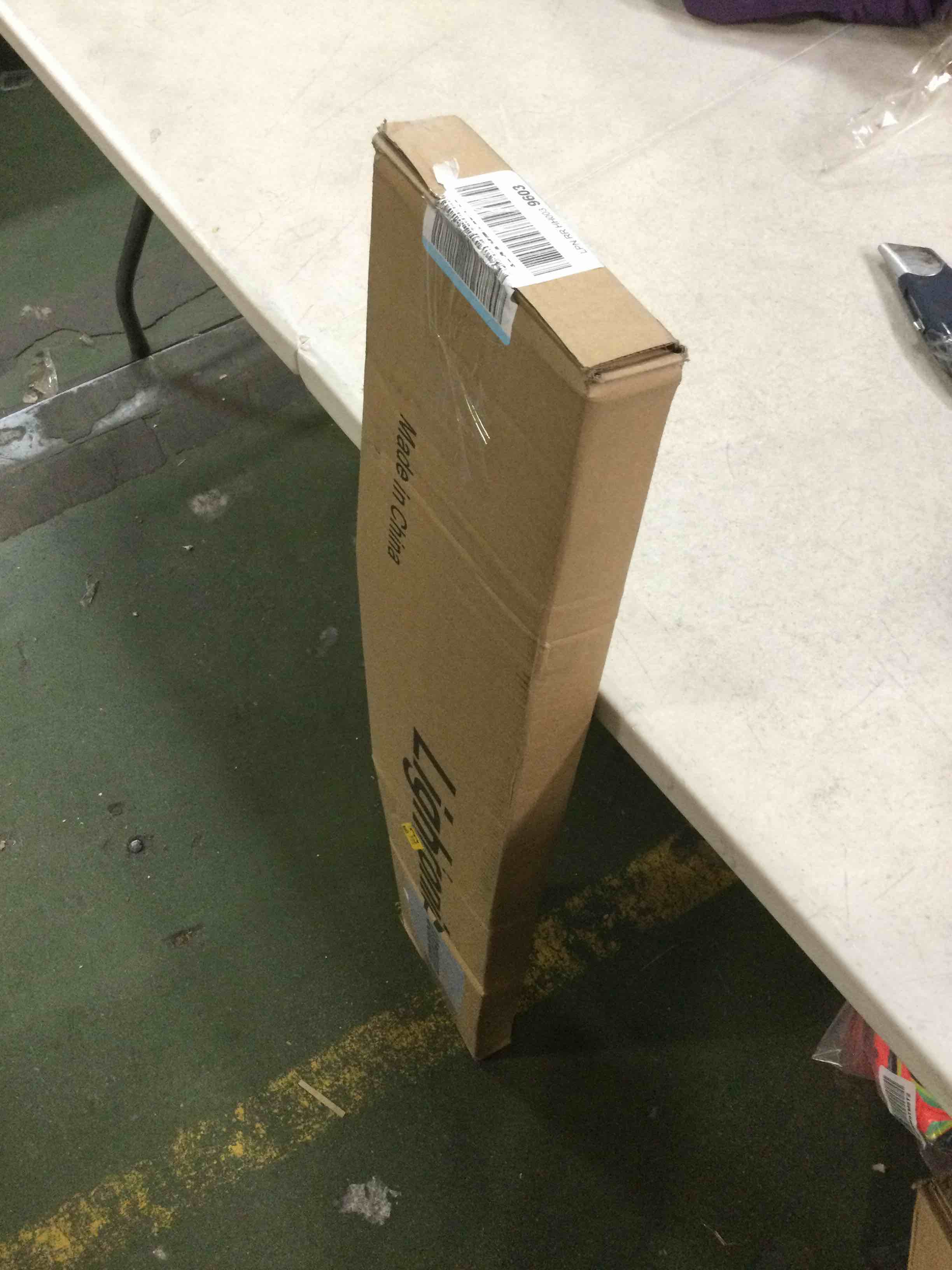 https://s3.amazonaws.com/lotting-images-prod/bidfta/RED6066775_1711027737112.jpeg