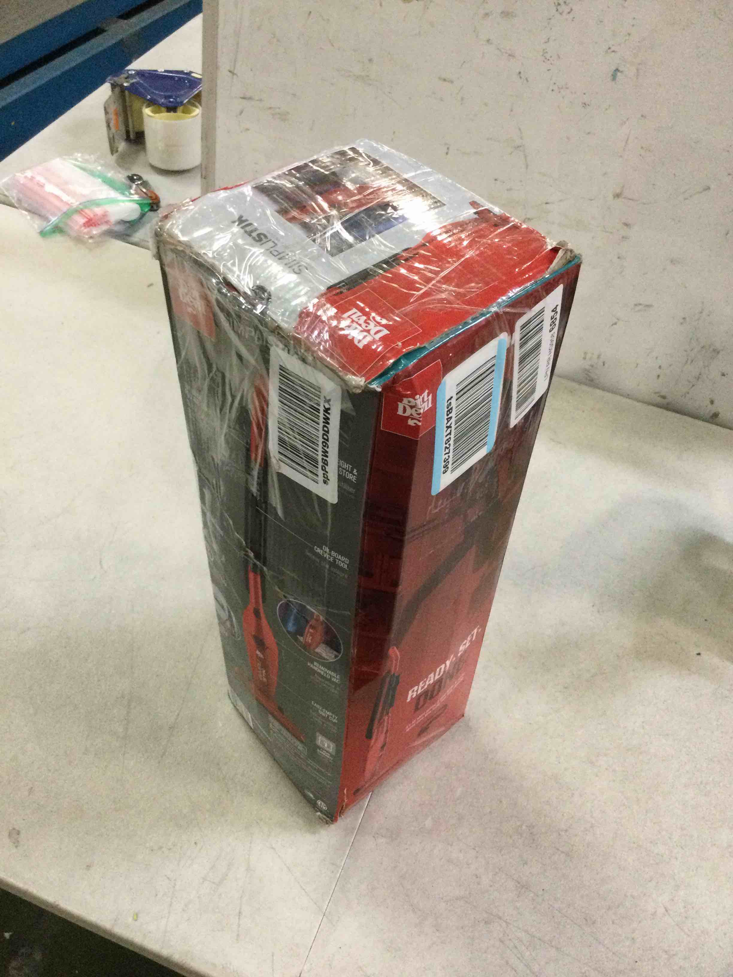 https://s3.amazonaws.com/lotting-images-prod/bidfta/RED6066913_1711049821323.jpeg