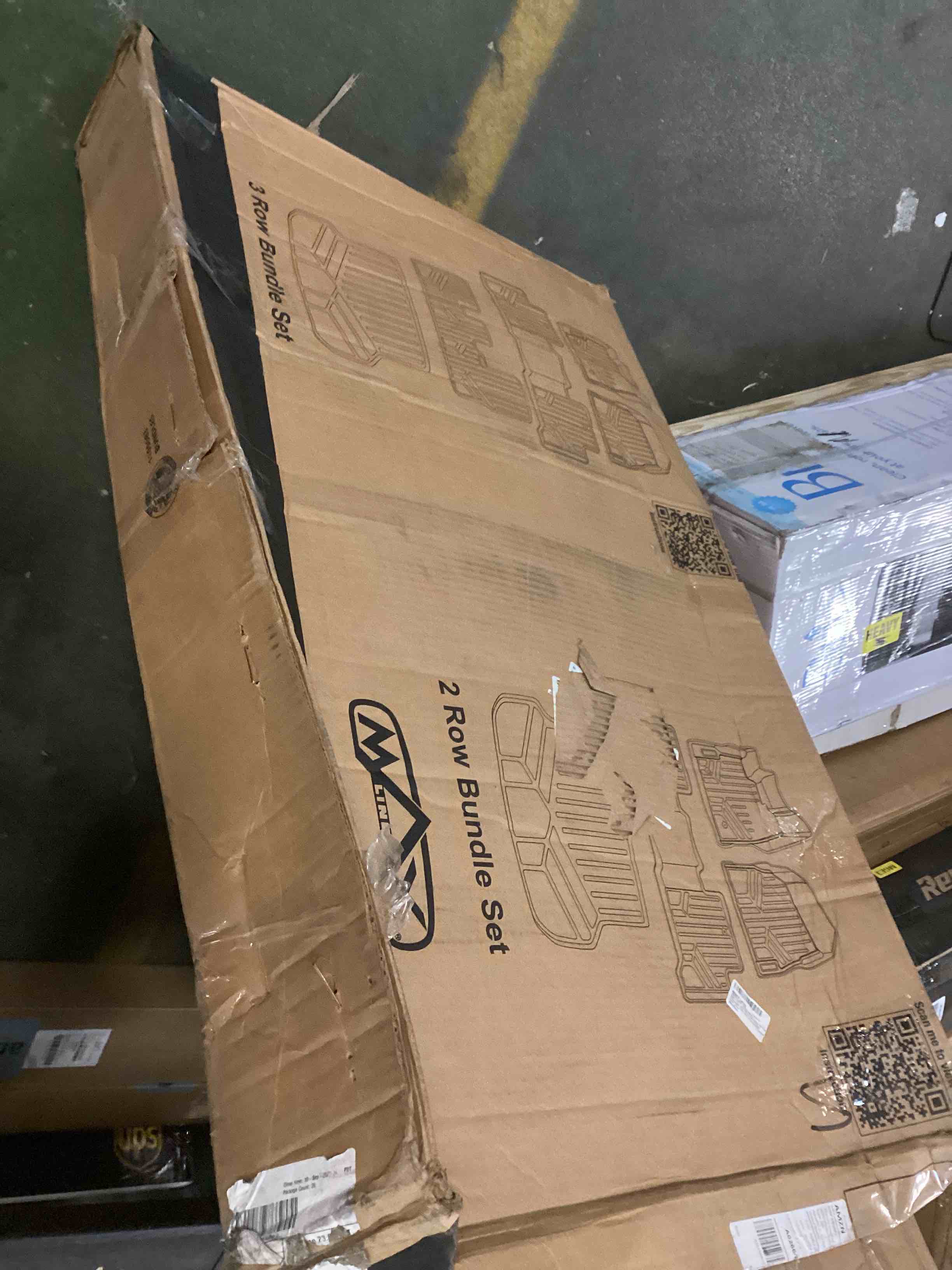 https://s3.amazonaws.com/lotting-images-prod/bidfta/RED6067690_1711541123997.jpeg