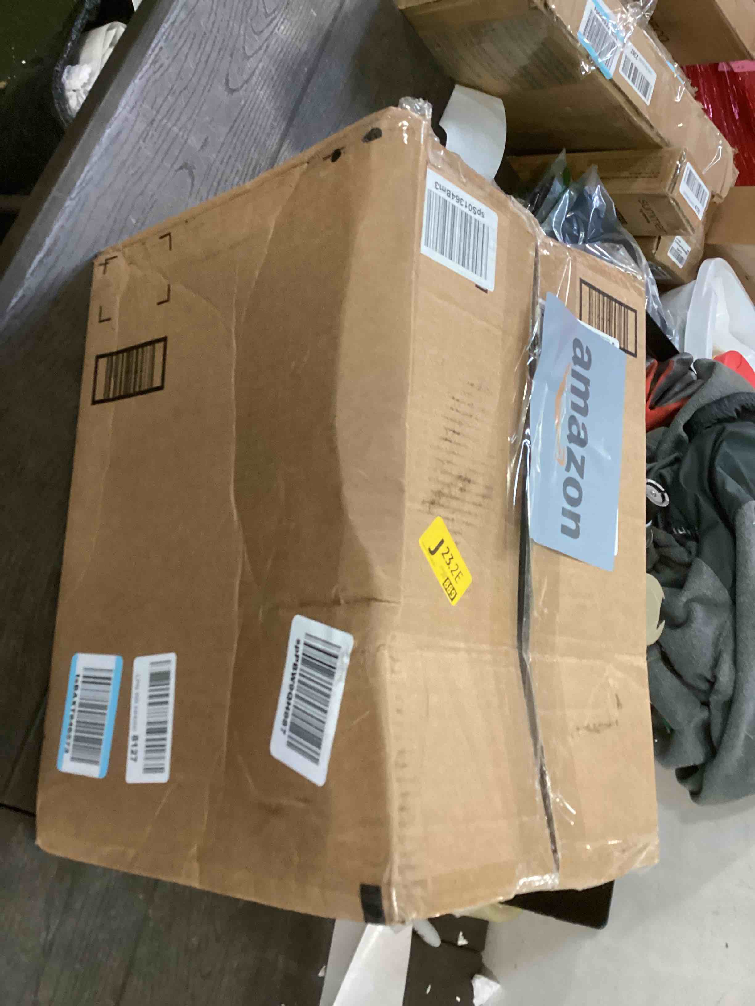 https://s3.amazonaws.com/lotting-images-prod/bidfta/RED6067901_1711565513226.jpeg