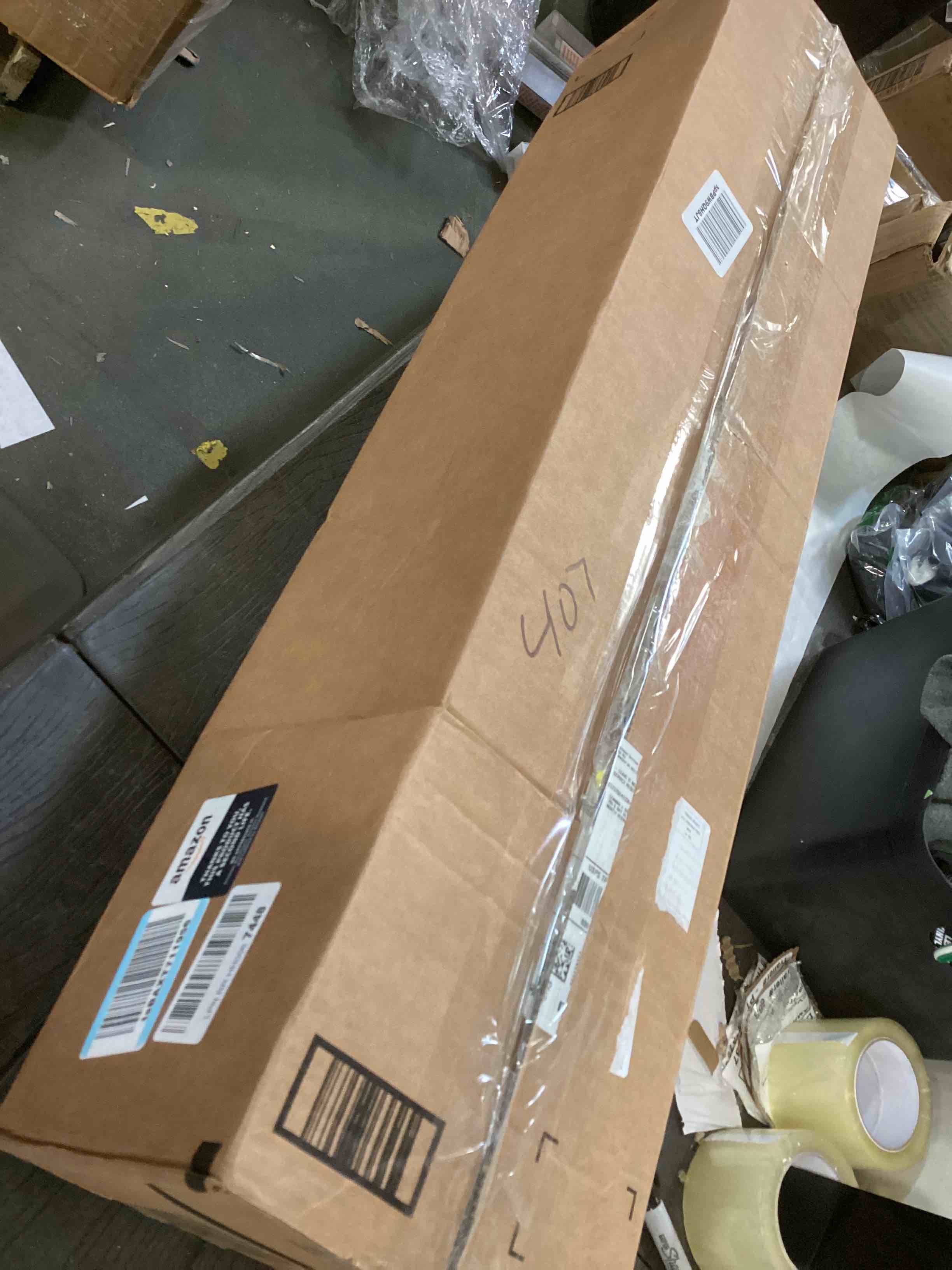 https://s3.amazonaws.com/lotting-images-prod/bidfta/RED6067906_1711567022426.jpeg