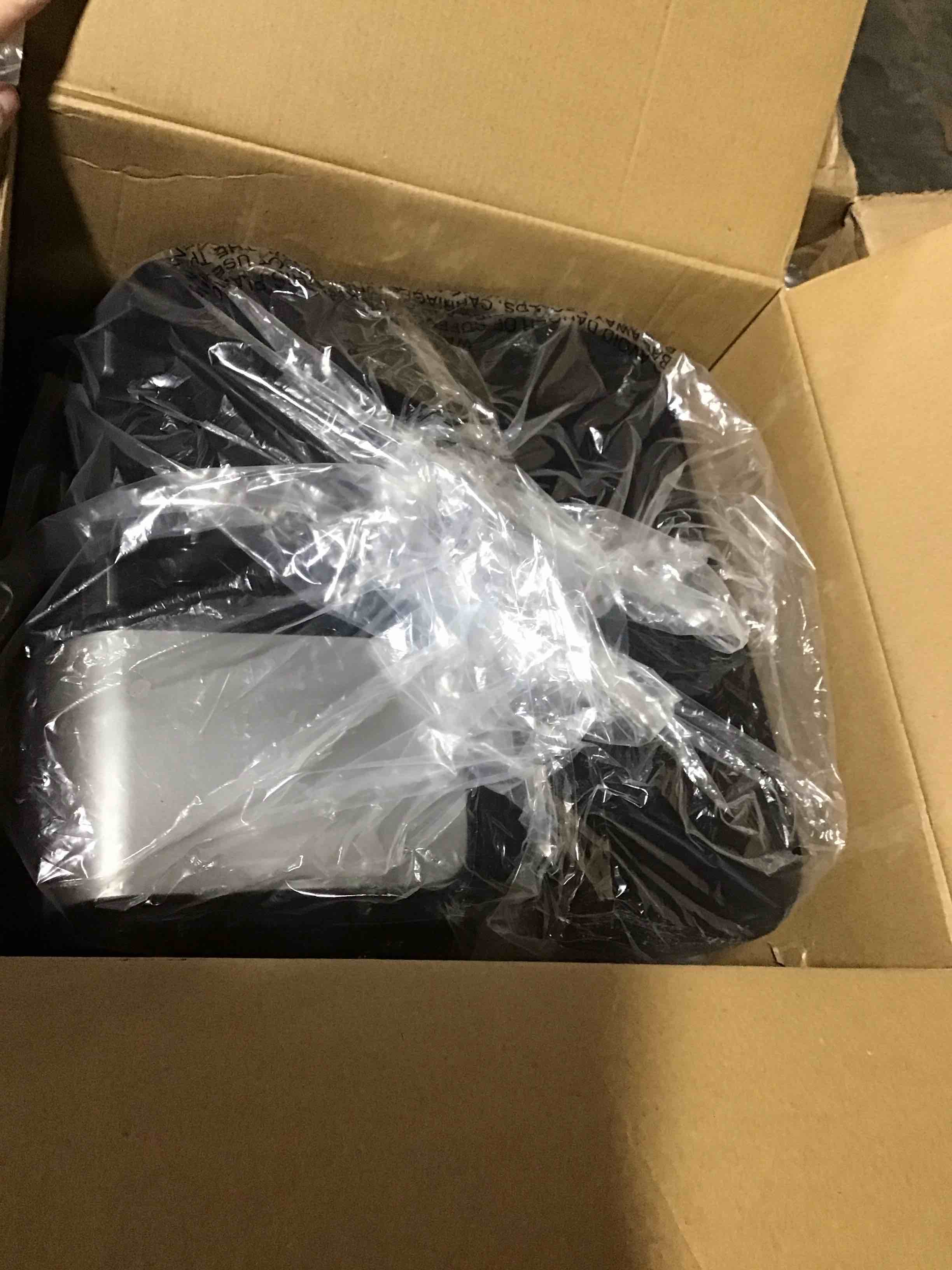 https://s3.amazonaws.com/lotting-images-prod/bidfta/RED6068290_1711715958875.jpeg
