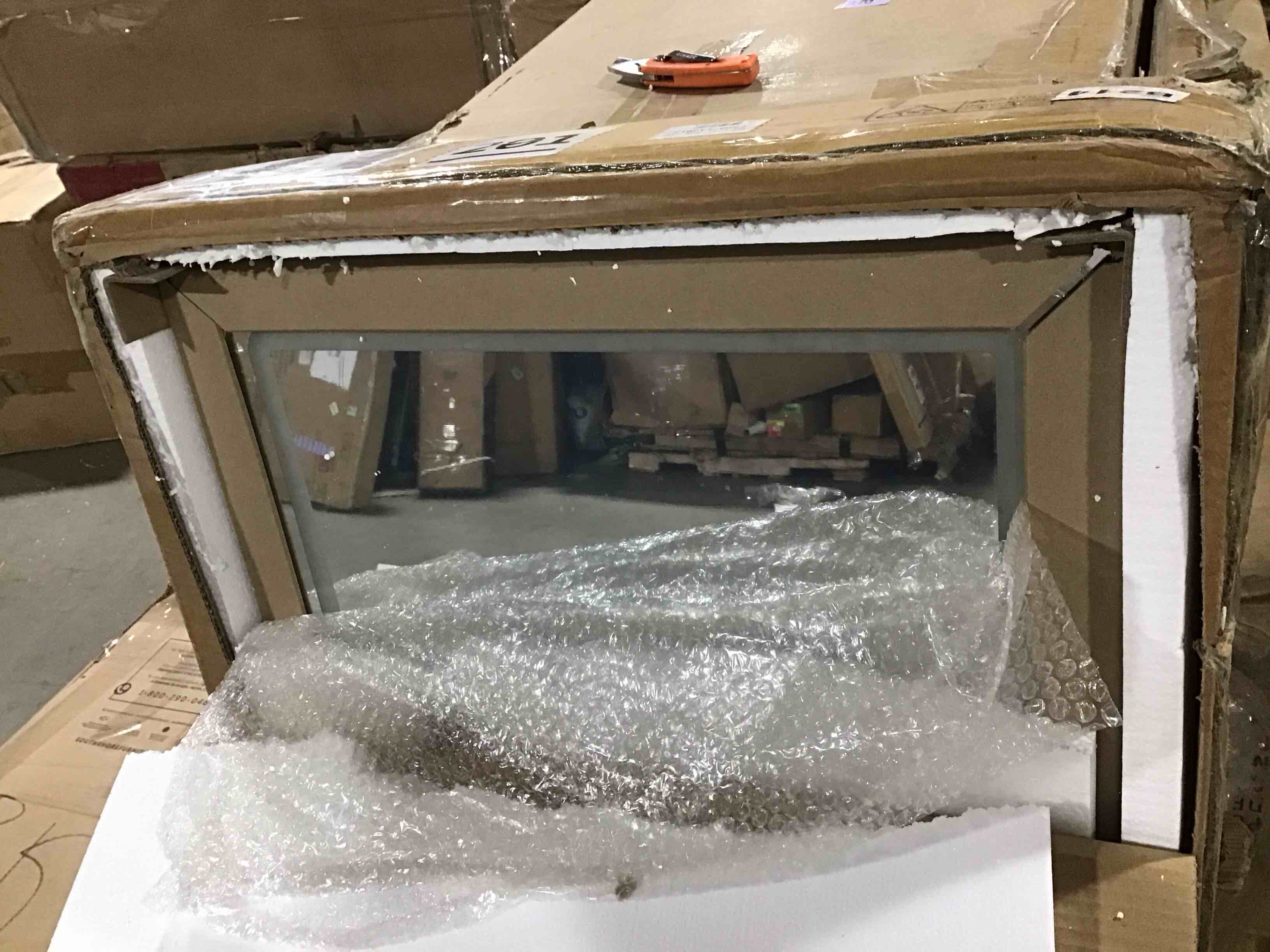 https://s3.amazonaws.com/lotting-images-prod/bidfta/RED6068440_1711975932123.jpeg