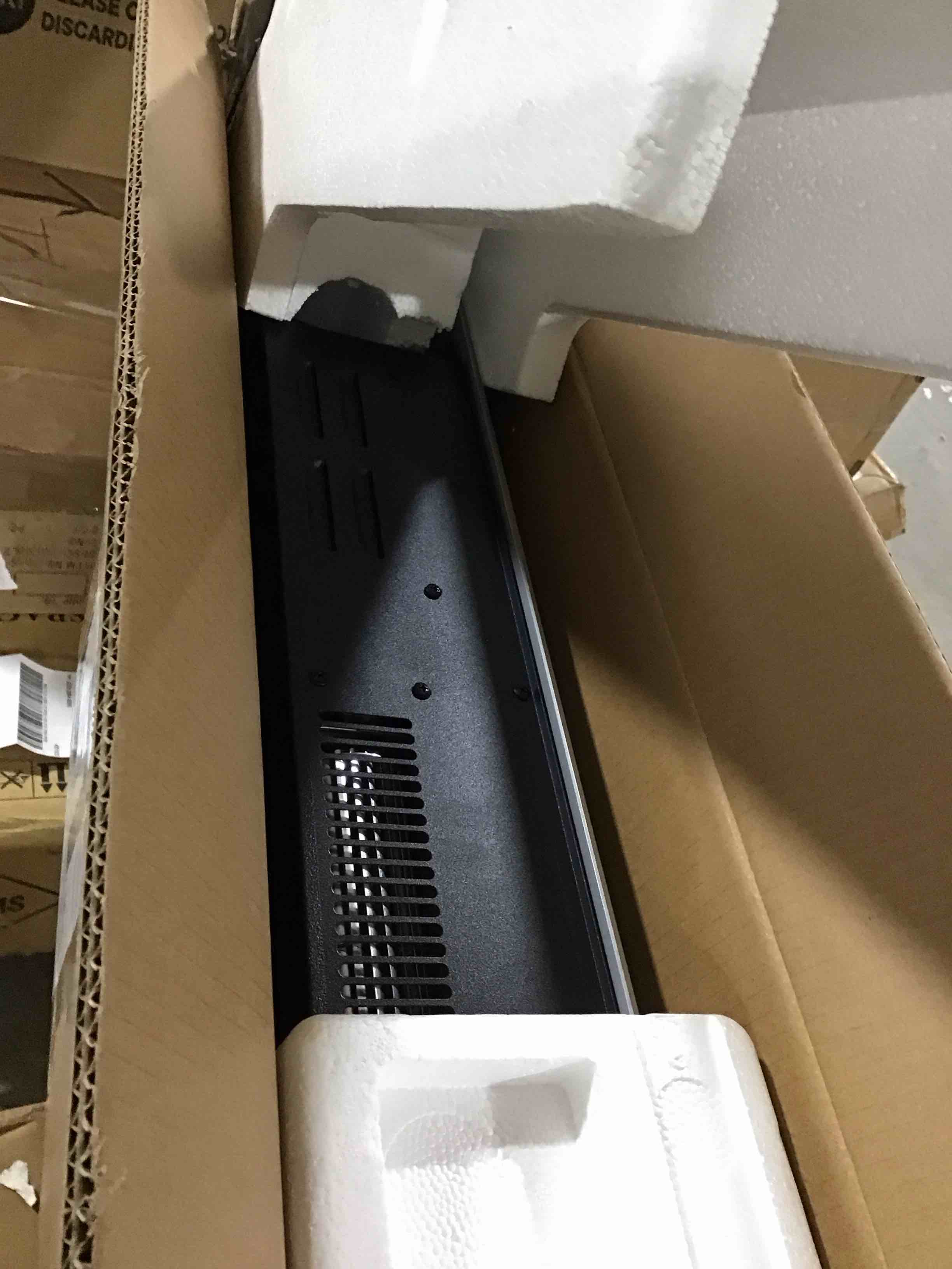 https://s3.amazonaws.com/lotting-images-prod/bidfta/RED6069057_1712240608003.jpeg