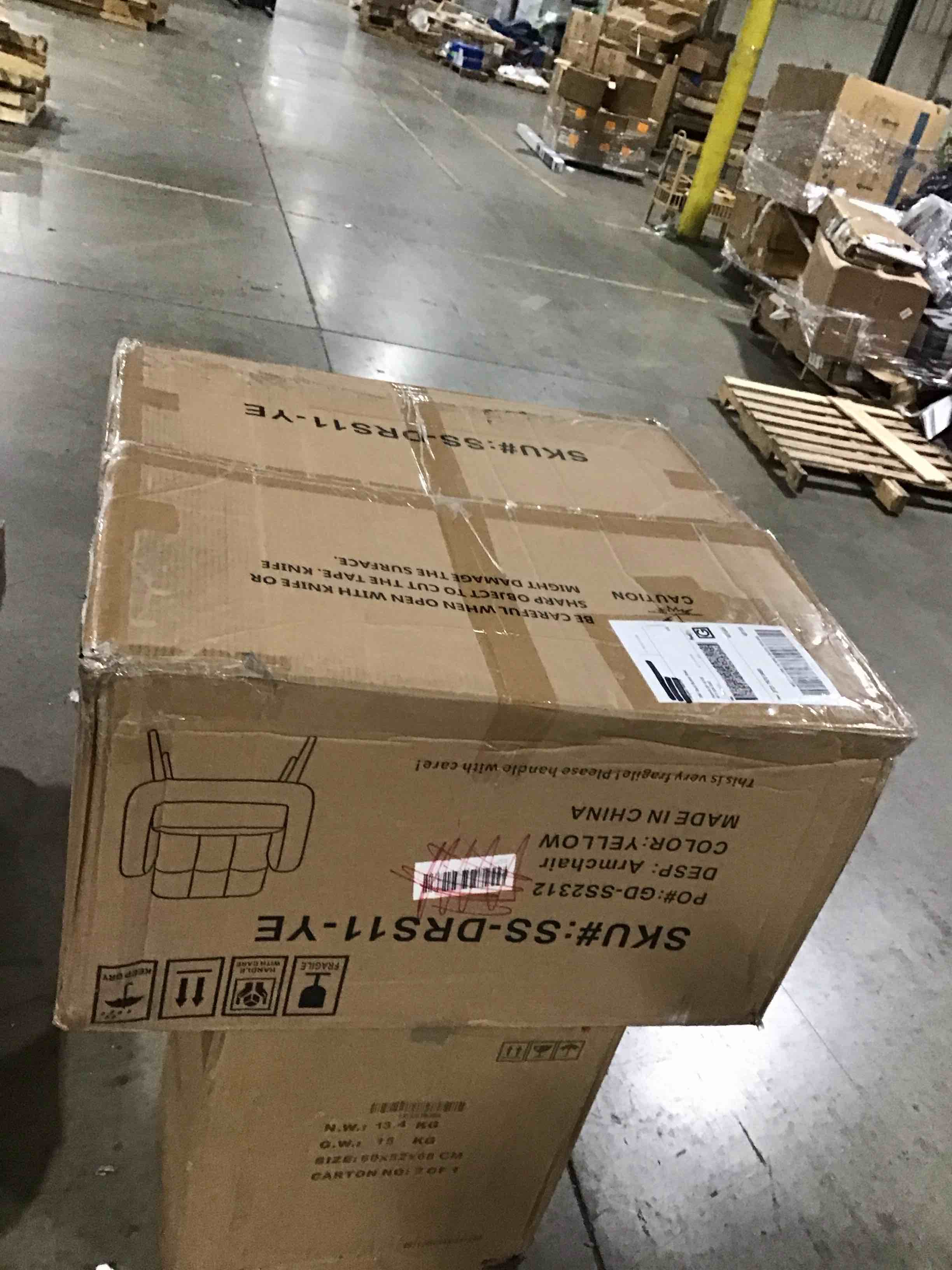 https://s3.amazonaws.com/lotting-images-prod/bidfta/RED6069059_1712240785561.jpeg