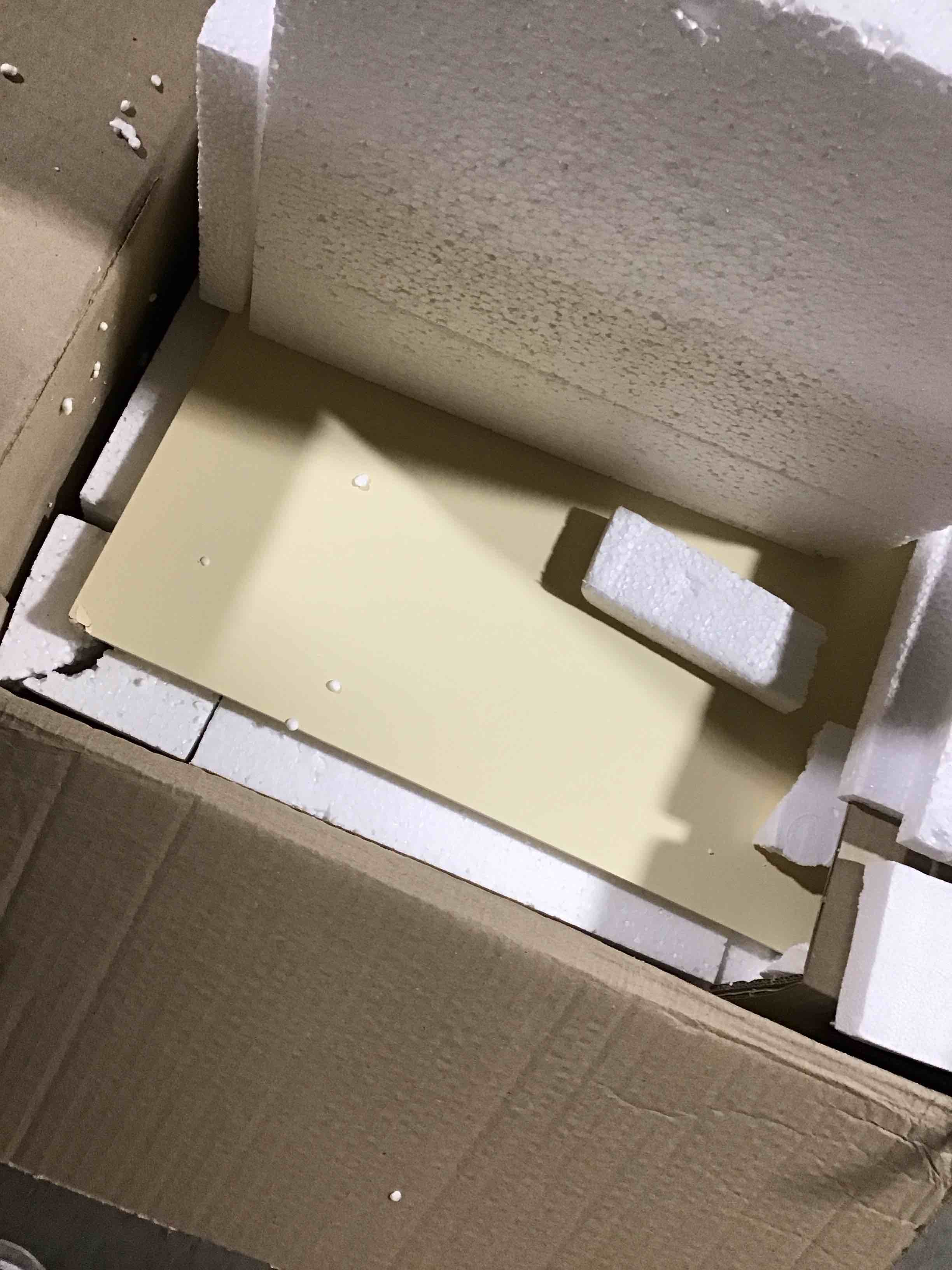 https://s3.amazonaws.com/lotting-images-prod/bidfta/RED6069214_1712319556241.jpeg