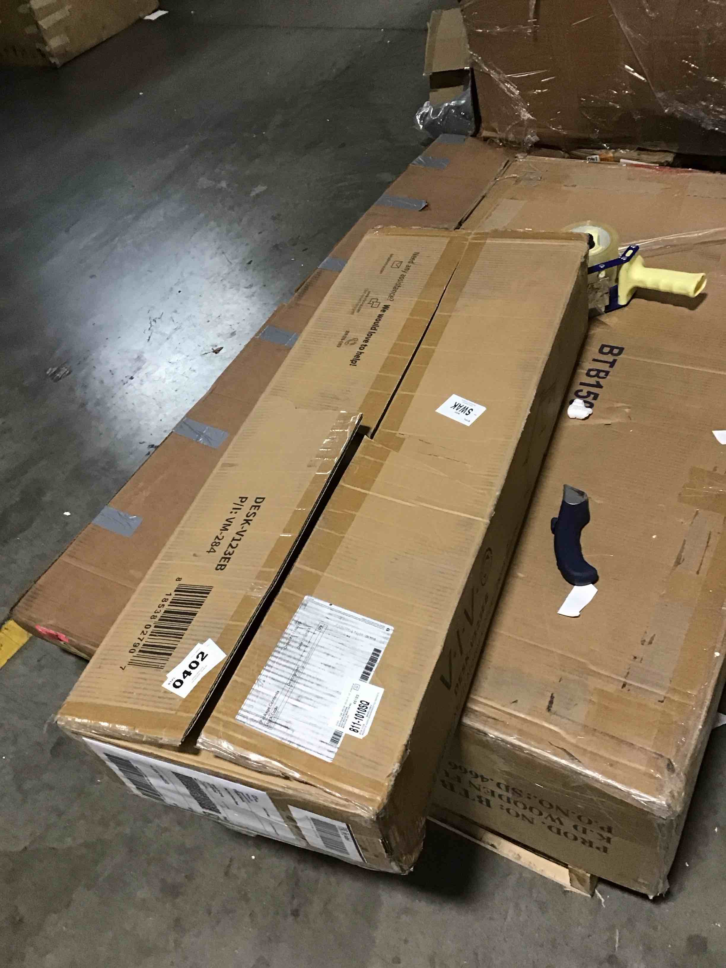 https://s3.amazonaws.com/lotting-images-prod/bidfta/RED6069251_1712324167285.jpeg