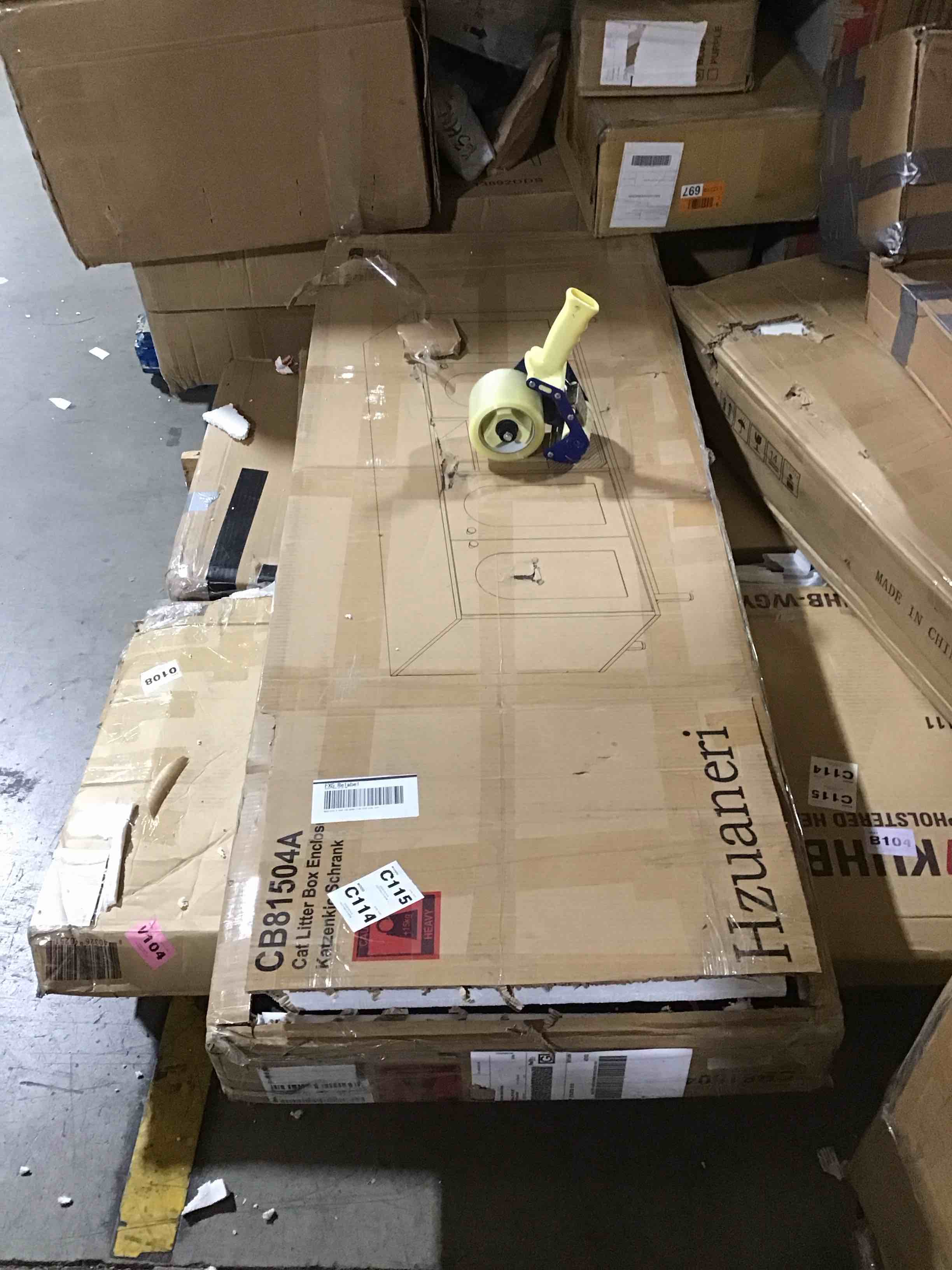https://s3.amazonaws.com/lotting-images-prod/bidfta/RED6069268_1712328353679.jpeg