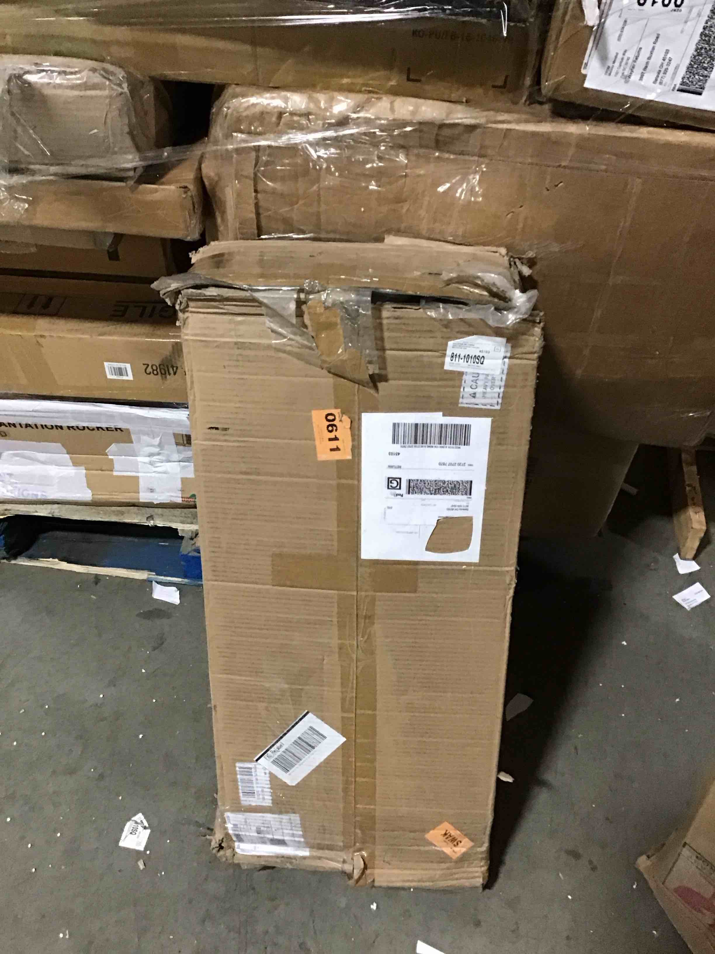 https://s3.amazonaws.com/lotting-images-prod/bidfta/RED6069284_1712329874374.jpeg