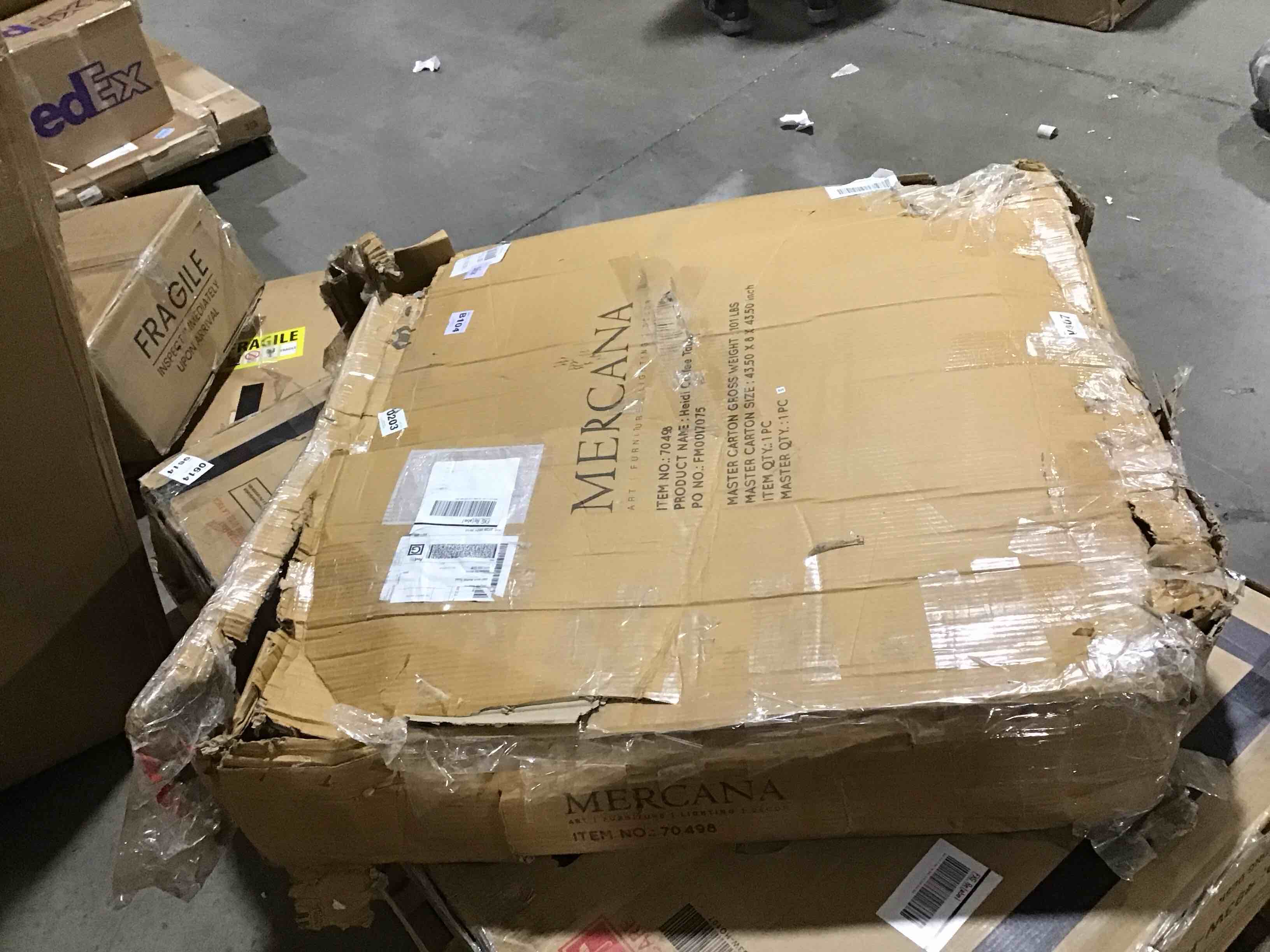 https://s3.amazonaws.com/lotting-images-prod/bidfta/RED6069422_1712665789412.jpeg