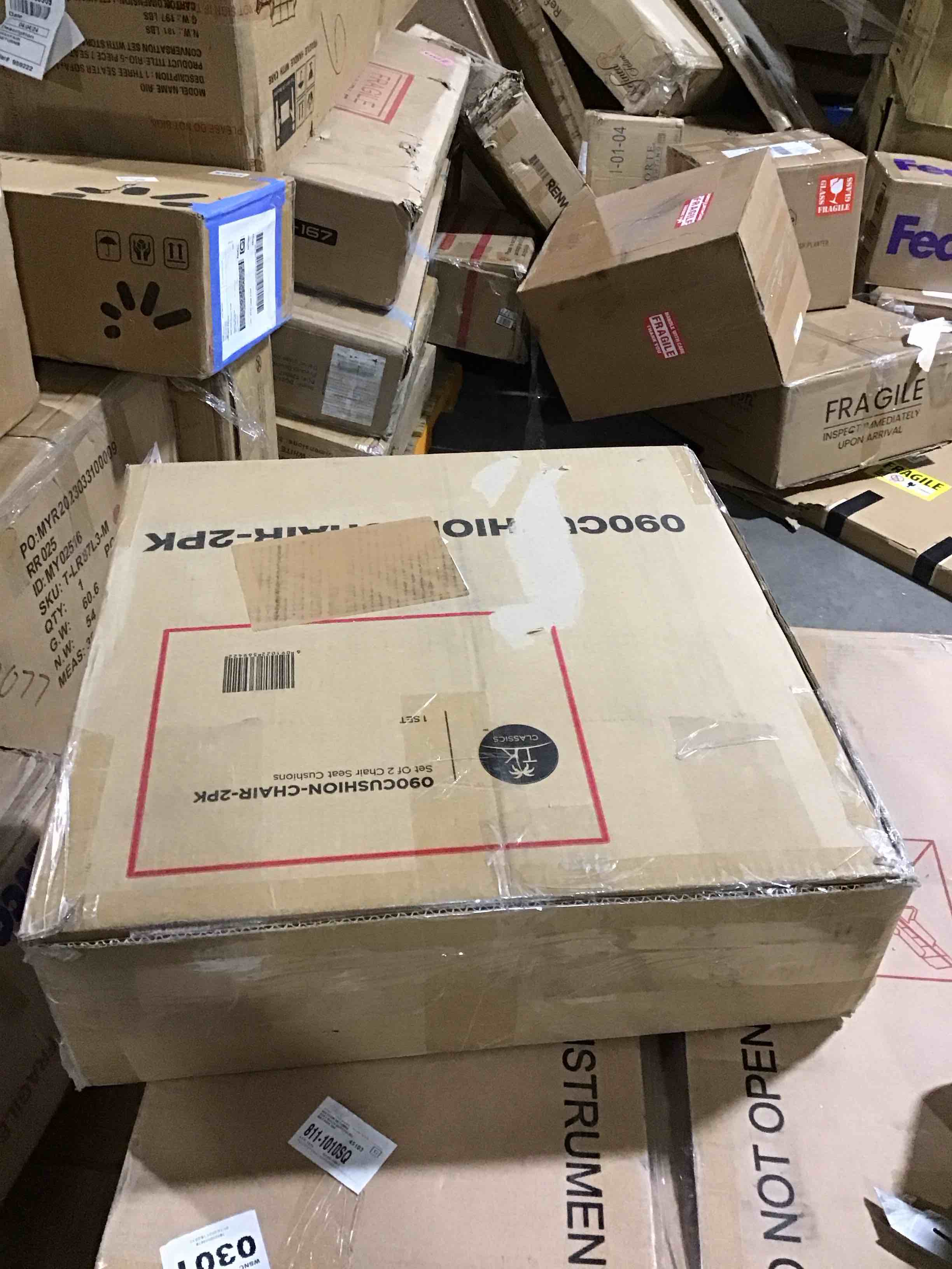 https://s3.amazonaws.com/lotting-images-prod/bidfta/RED6069437_1712667981423.jpeg