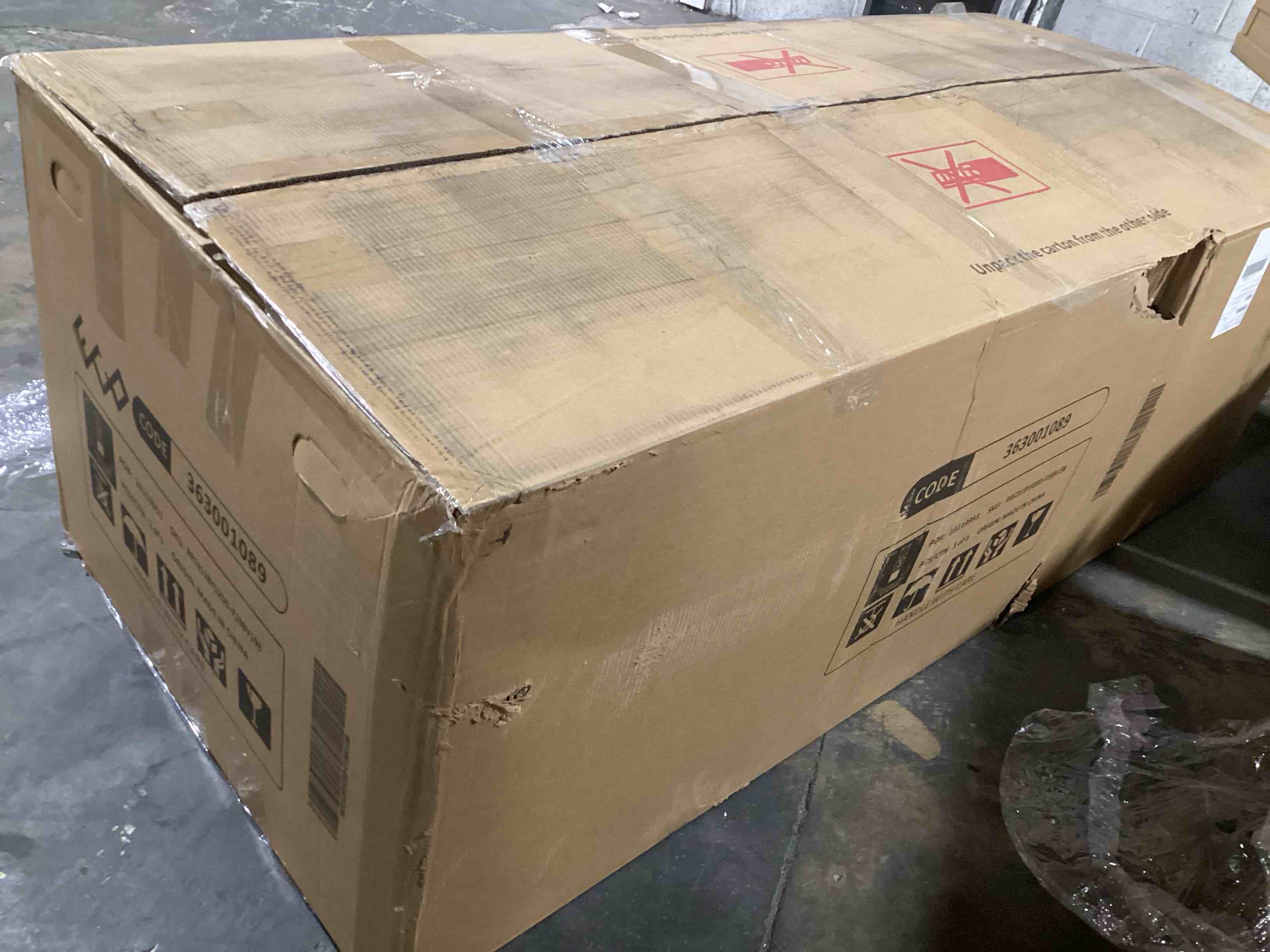 https://s3.amazonaws.com/lotting-images-prod/bidfta/RED6069787_1711990993459.jpeg