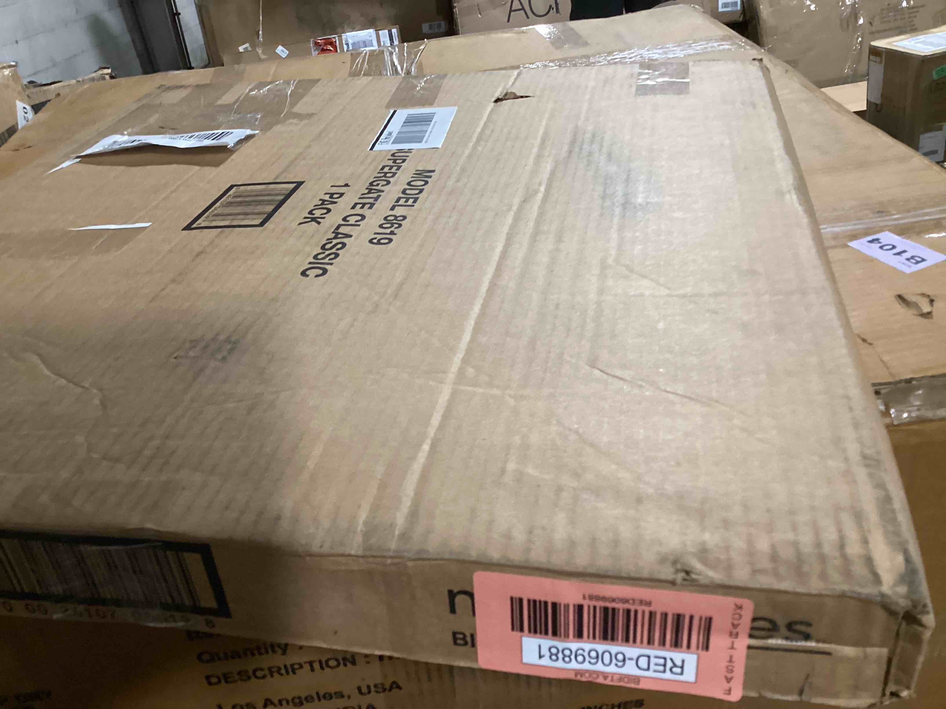 https://s3.amazonaws.com/lotting-images-prod/bidfta/RED6069881_1712064124147.jpeg