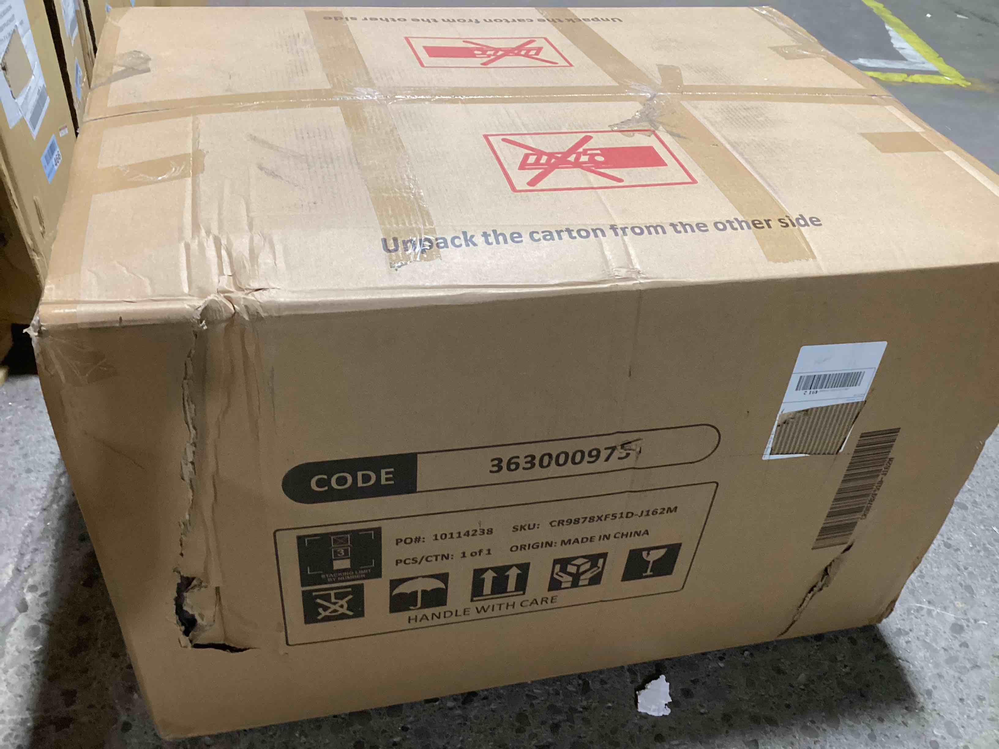 https://s3.amazonaws.com/lotting-images-prod/bidfta/RED6070910_1713193046144.jpeg
