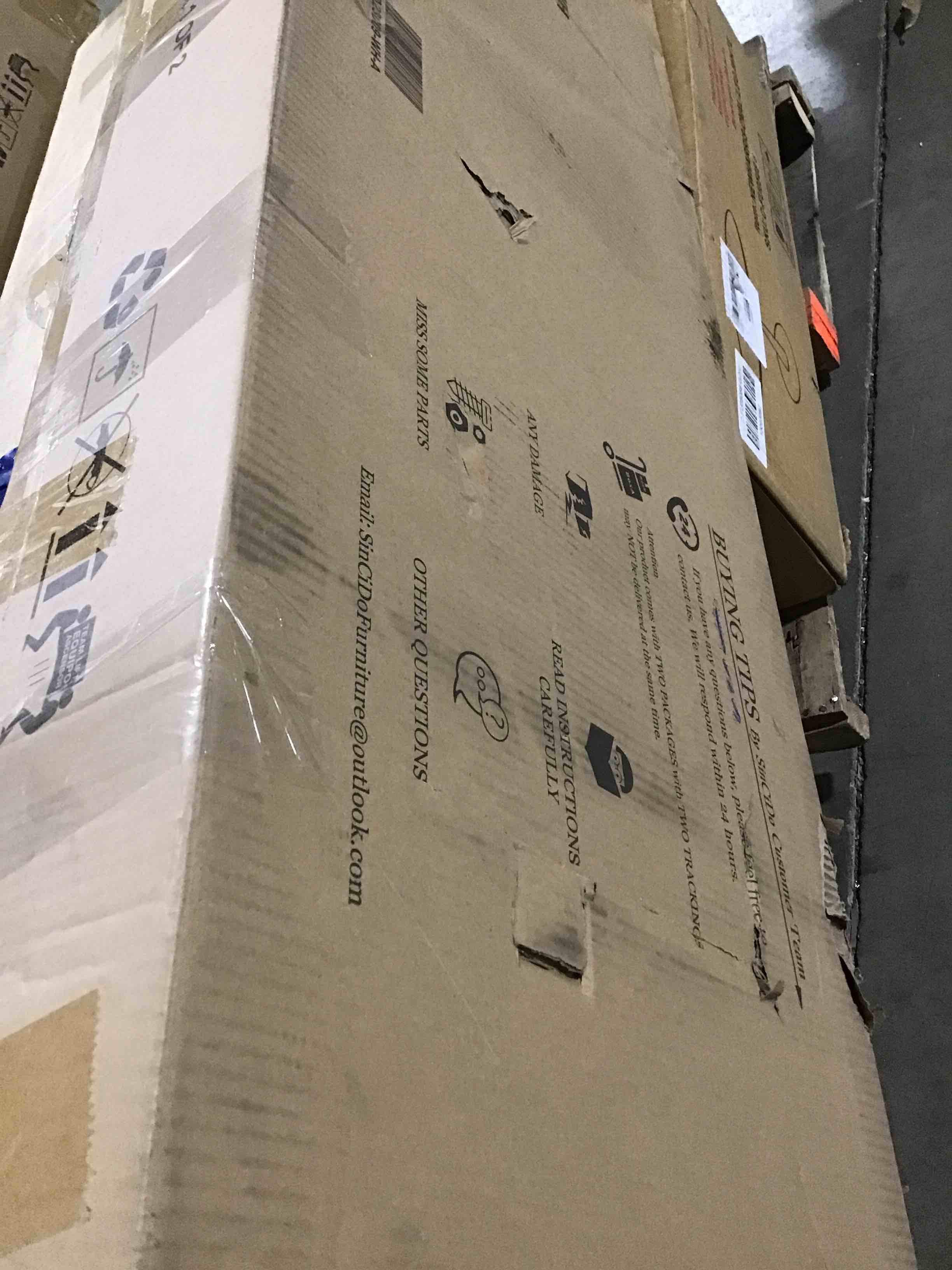 https://s3.amazonaws.com/lotting-images-prod/bidfta/RED6071170_1712082532139.jpeg