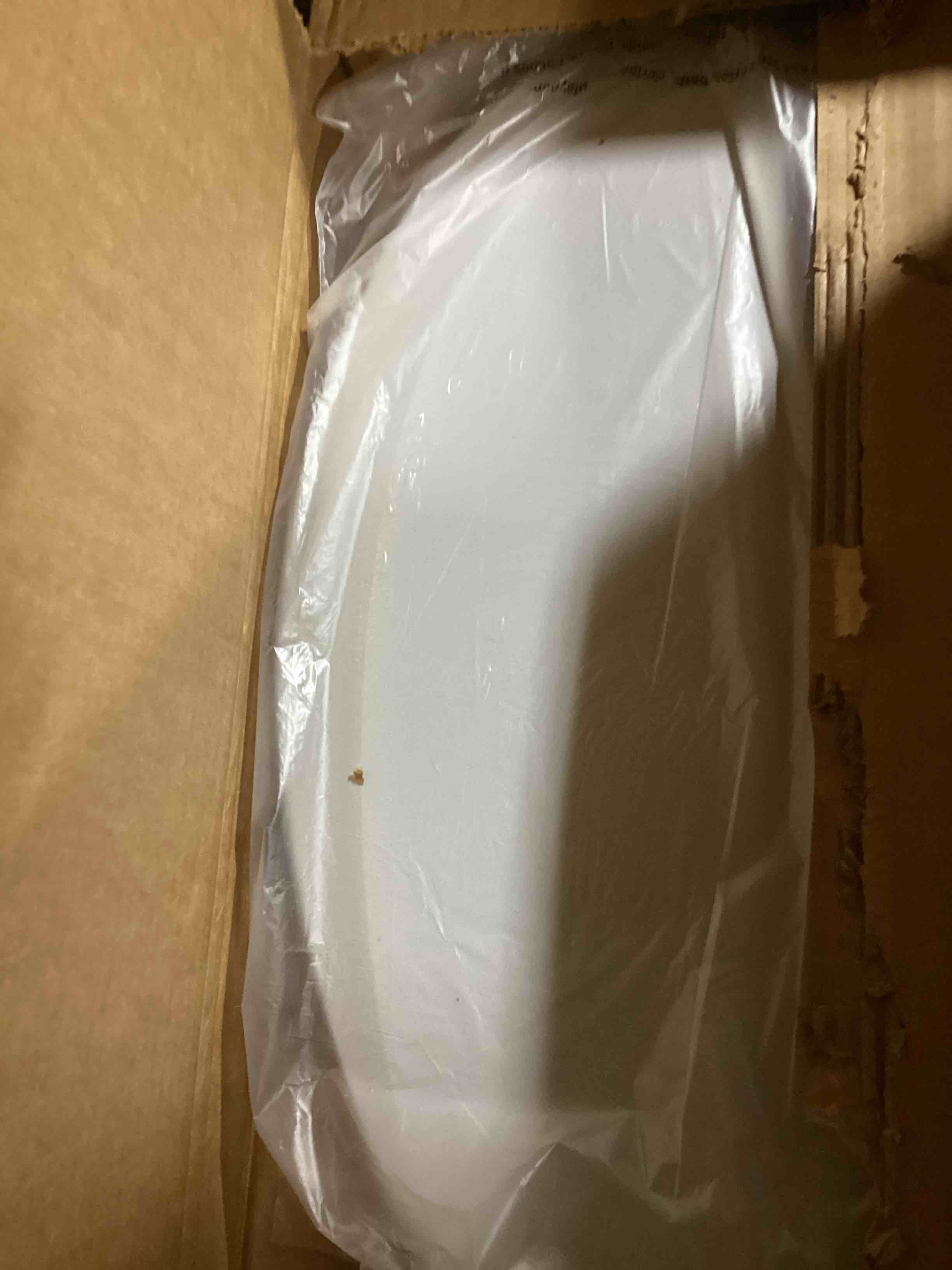https://s3.amazonaws.com/lotting-images-prod/bidfta/RED6072562_1713451976011.jpeg