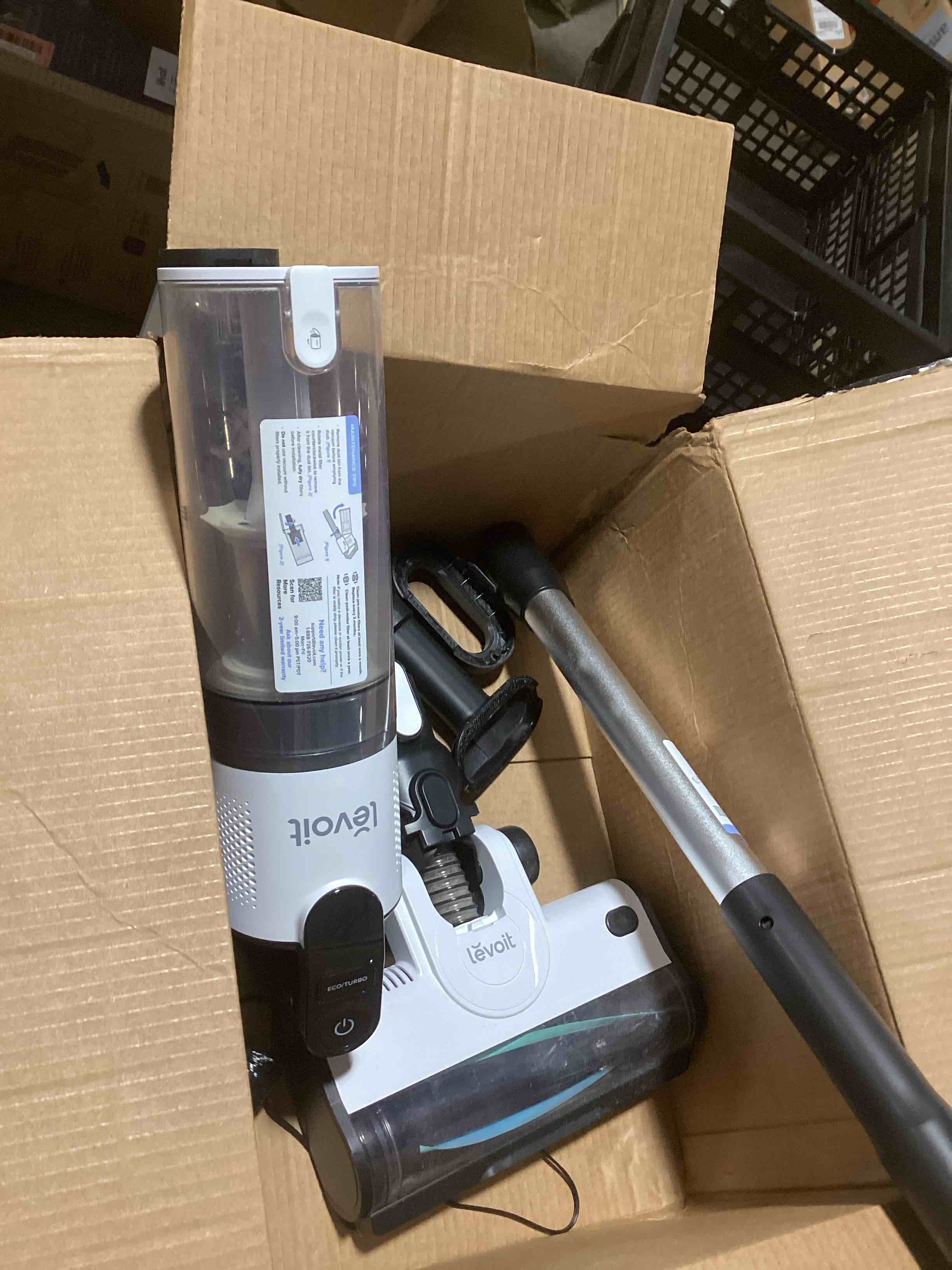 https://s3.amazonaws.com/lotting-images-prod/bidfta/RED6073033_1713989732375.jpeg