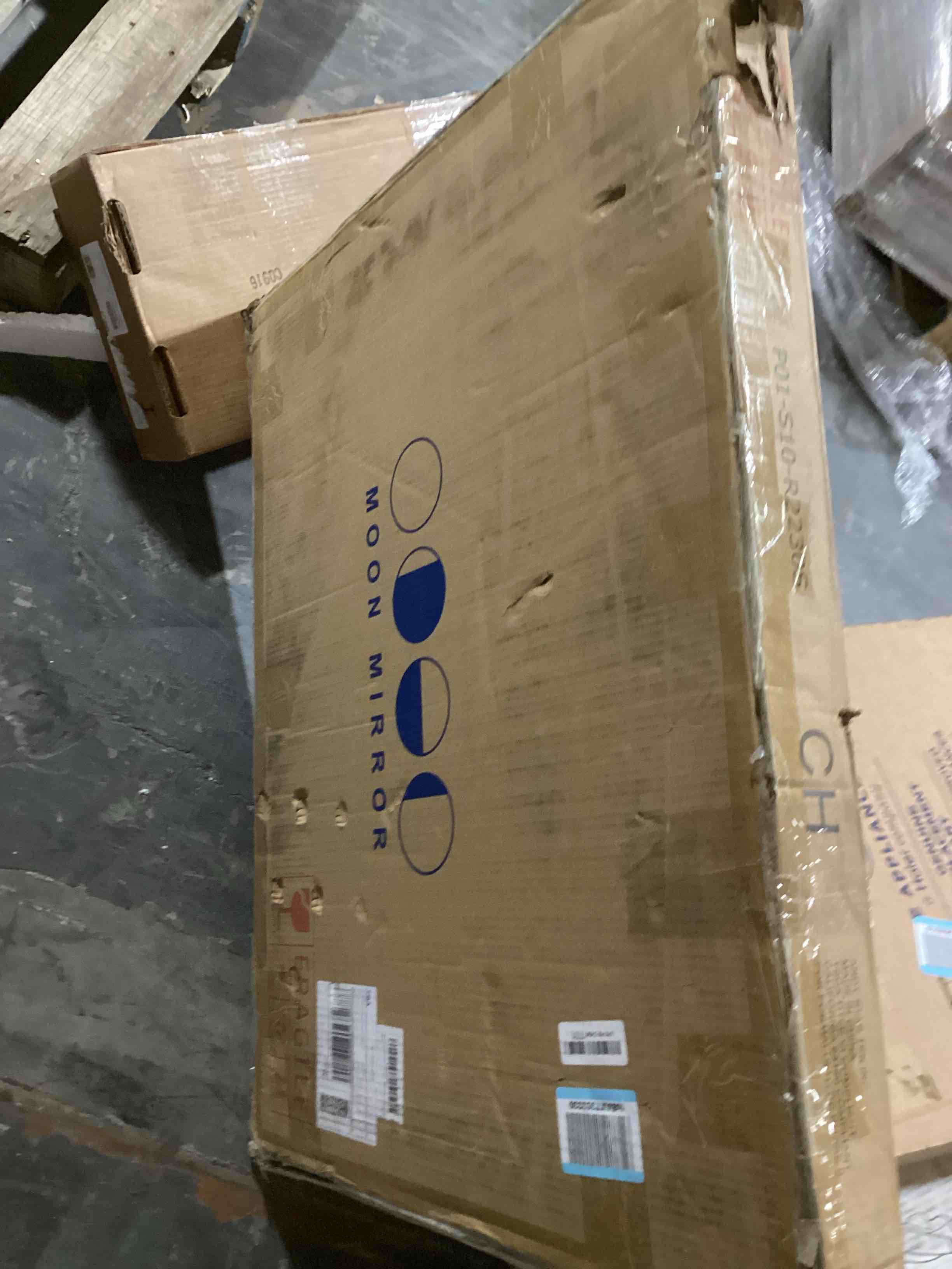 https://s3.amazonaws.com/lotting-images-prod/bidfta/RED6073199_1714151429105.jpeg