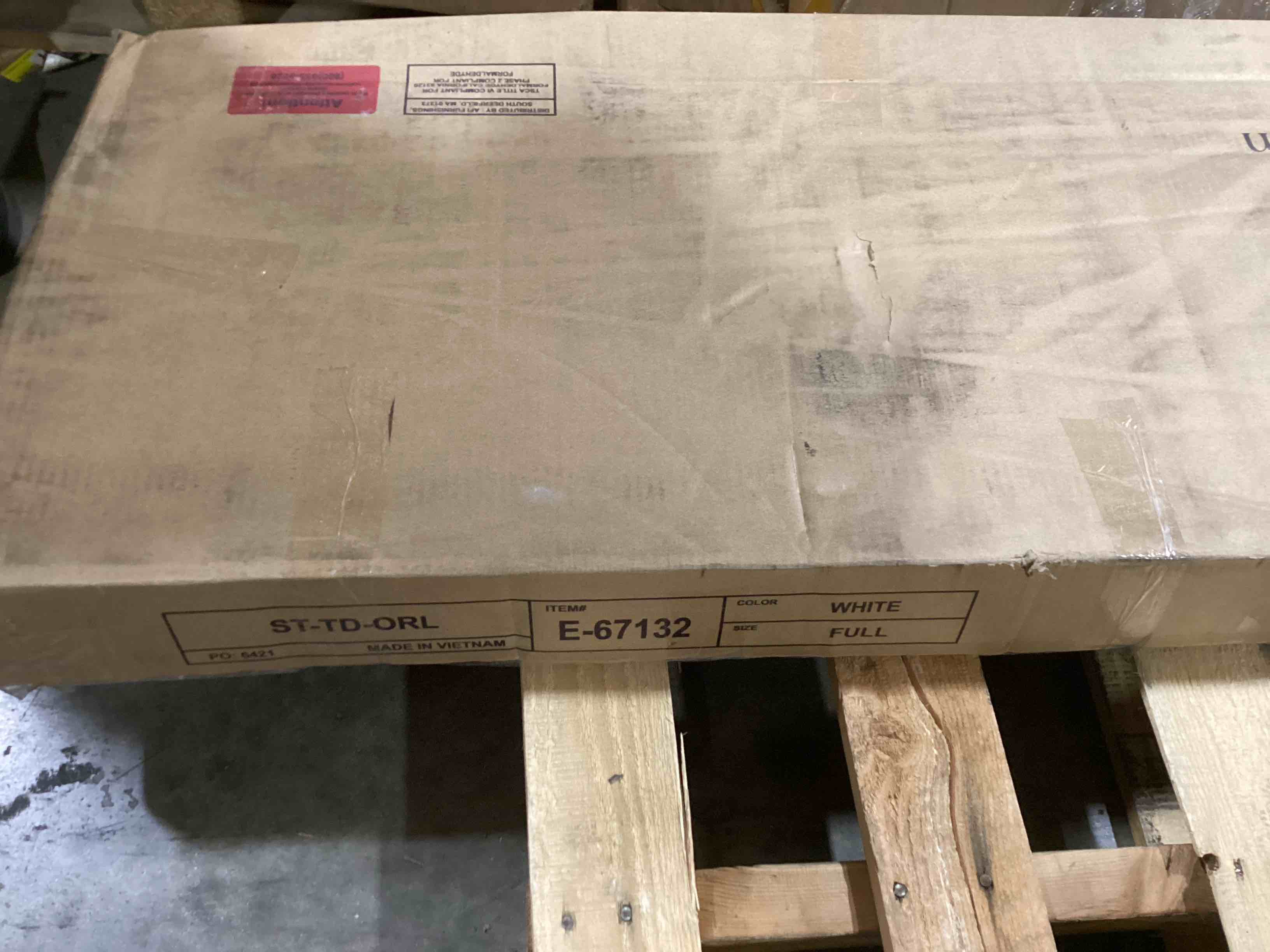 https://s3.amazonaws.com/lotting-images-prod/bidfta/RED6075213_1717422145423.jpeg